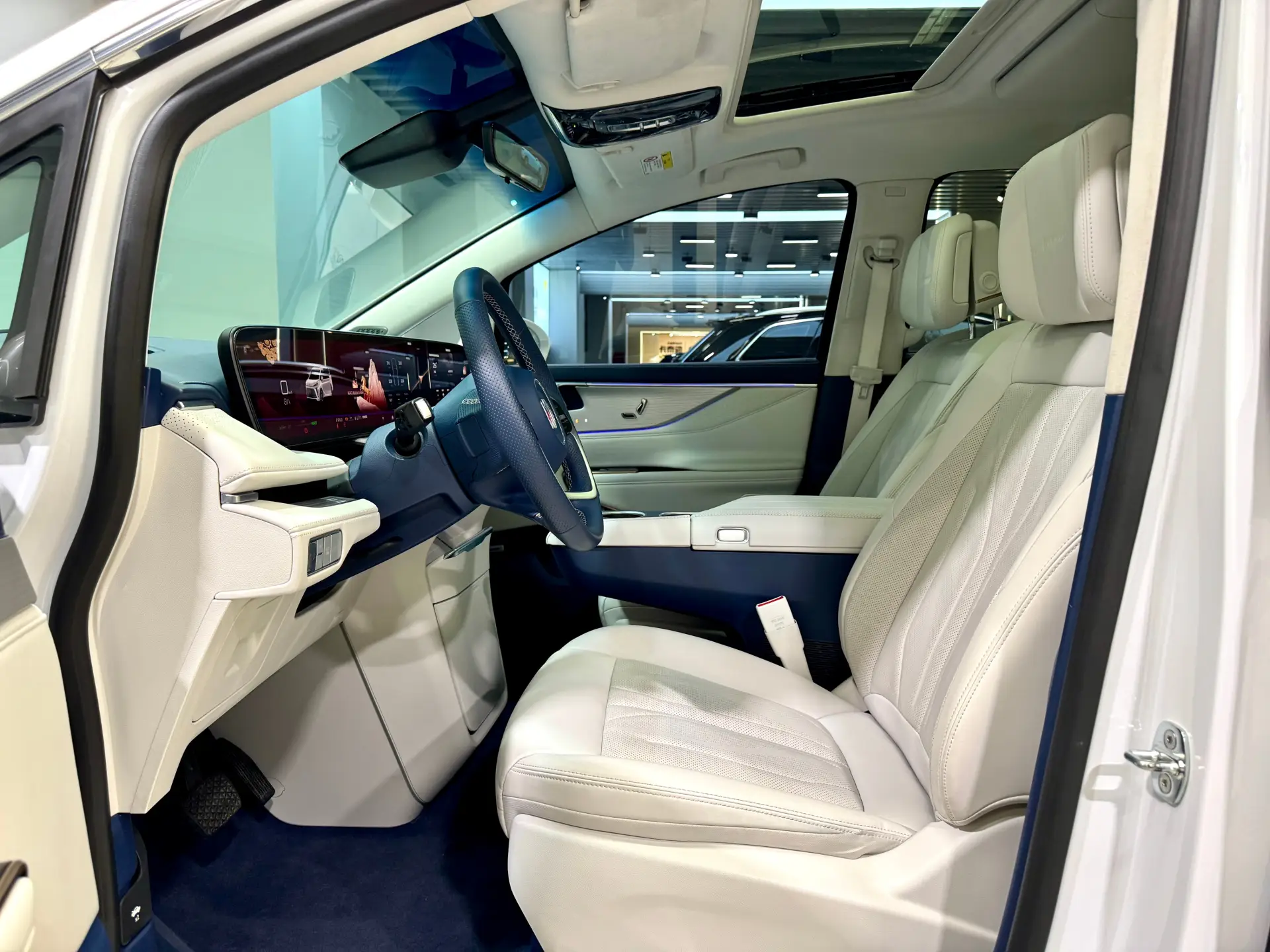 Buick GL8, 2025 7