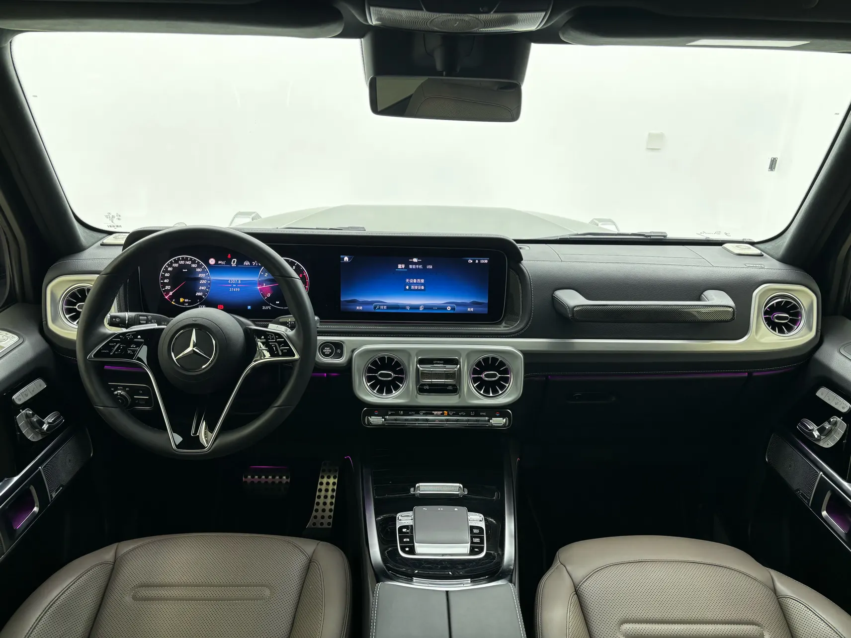 Mercedes-Benz G 500, 2025 14