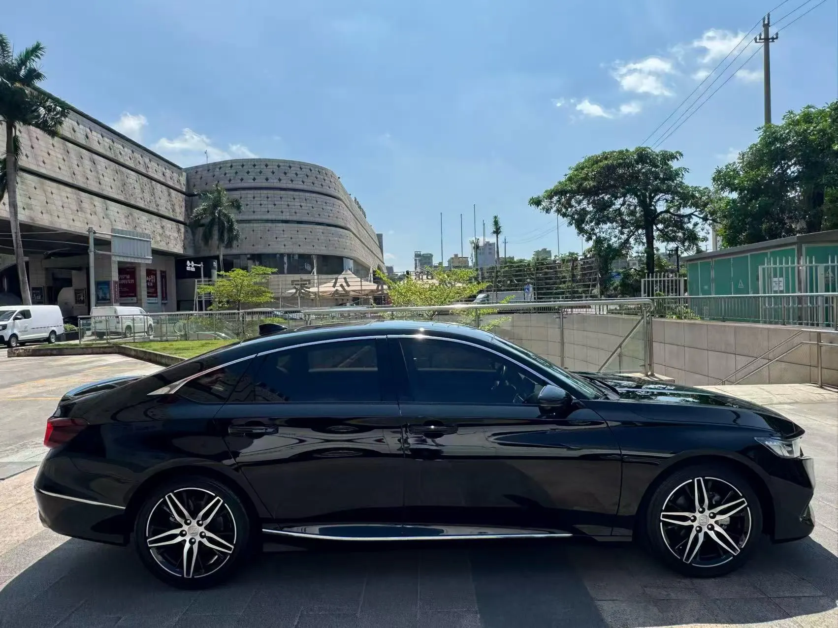 Honda Accord, 2023 4