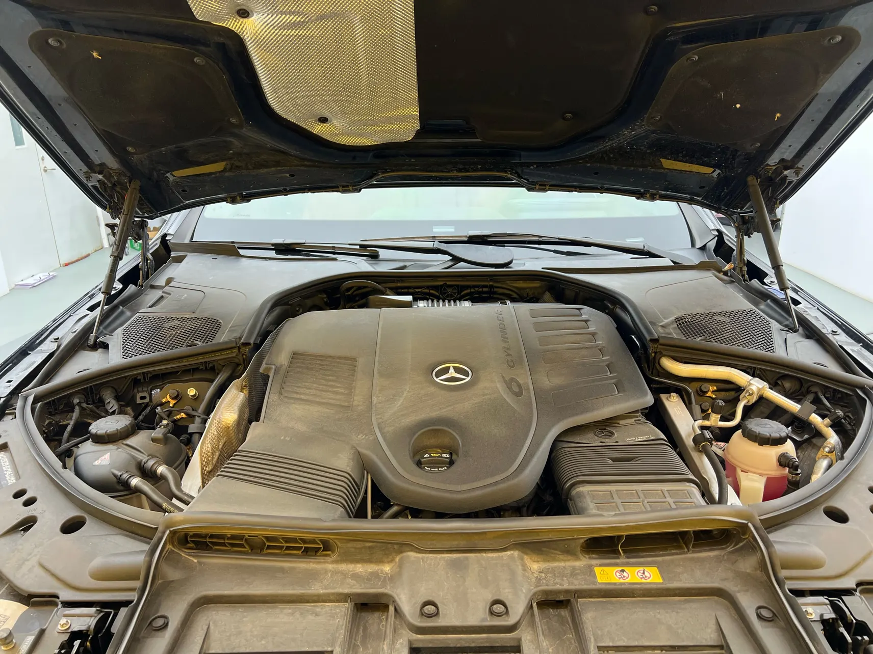 Mercedes-Benz S 400 L, 2025 11