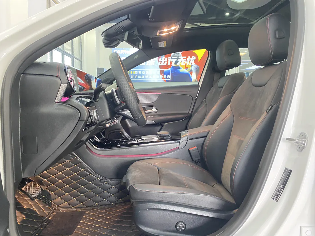 Mercedes-Benz A 200 L, 2023 15