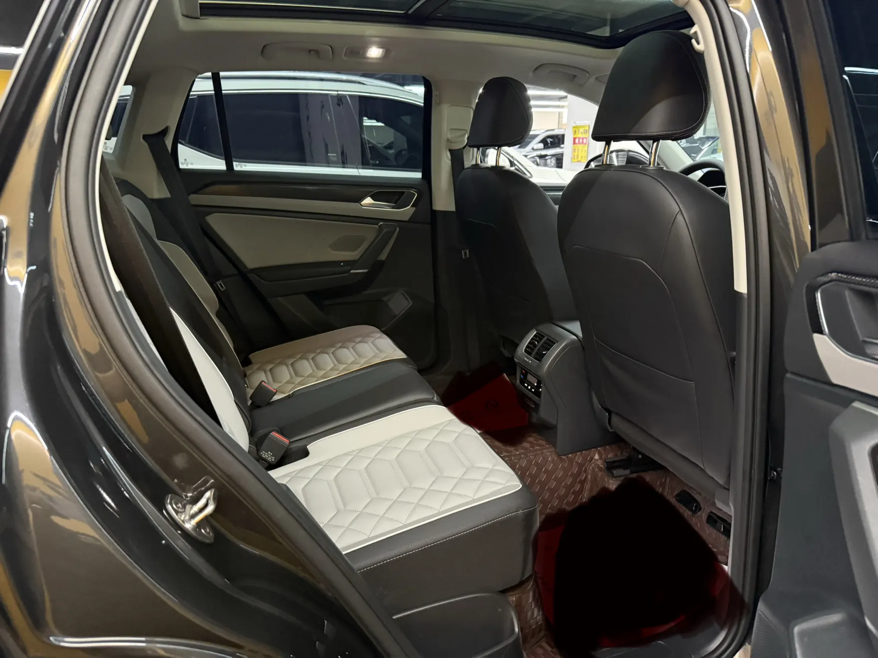 Volkswagen Tayron, 2025 15