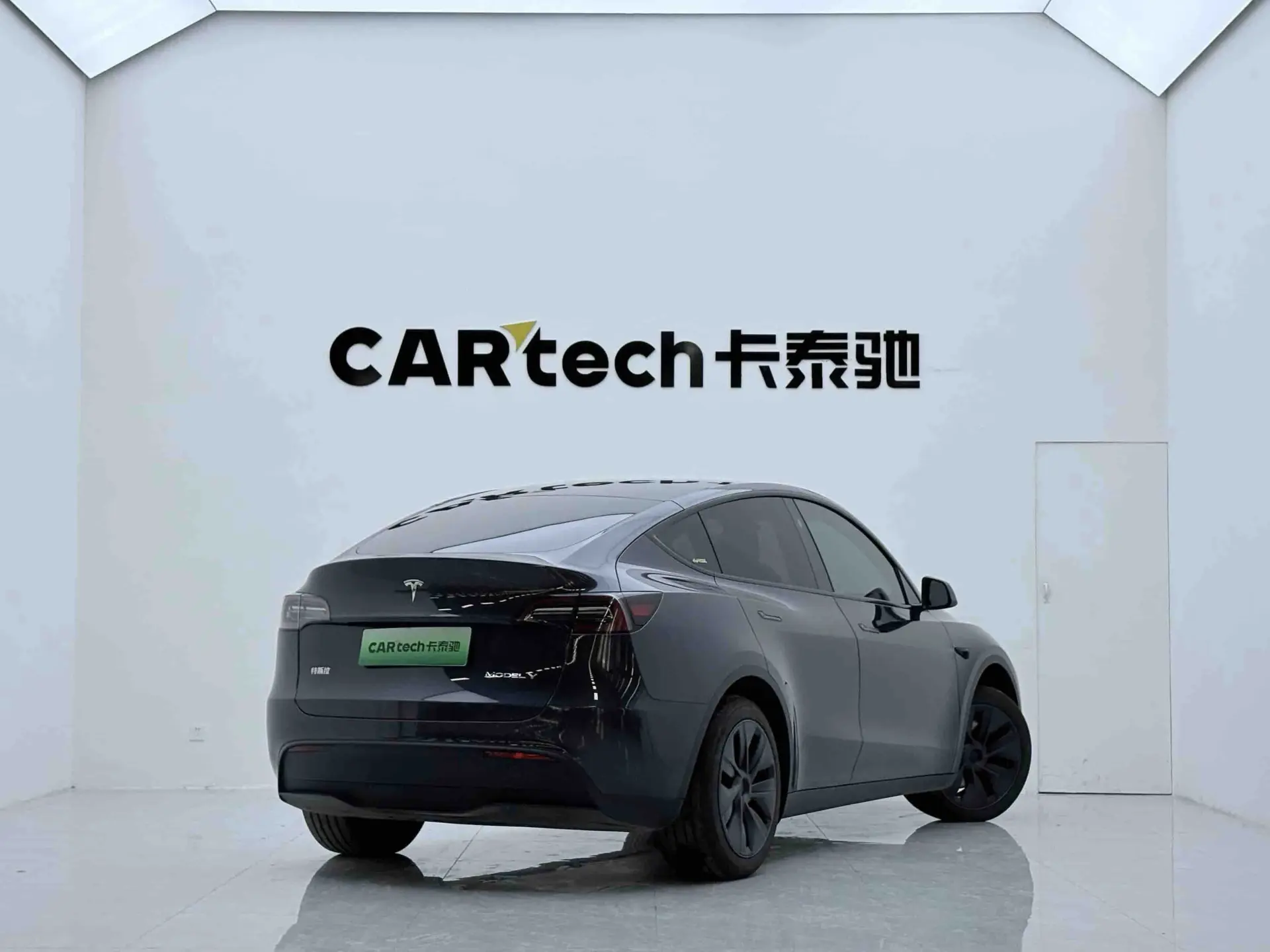 Tesla Model Y, 2025 6