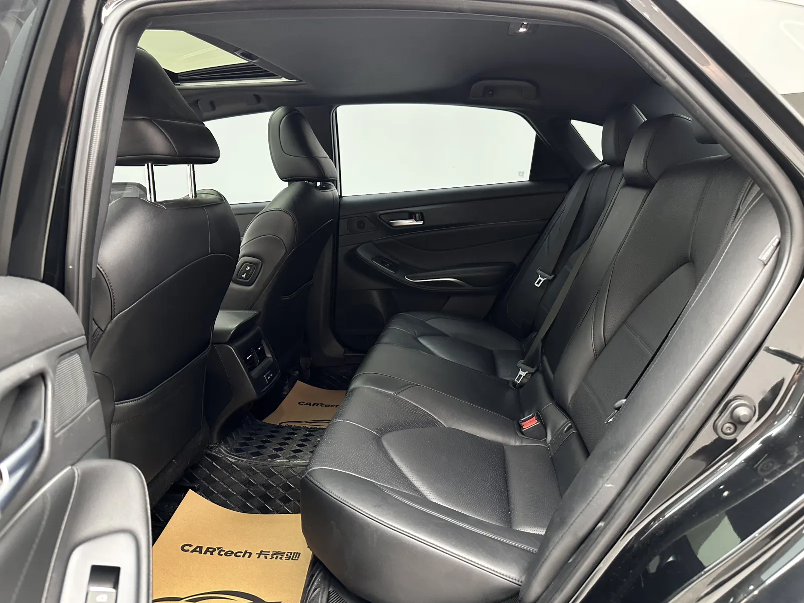 Toyota Avalon, 2024 9