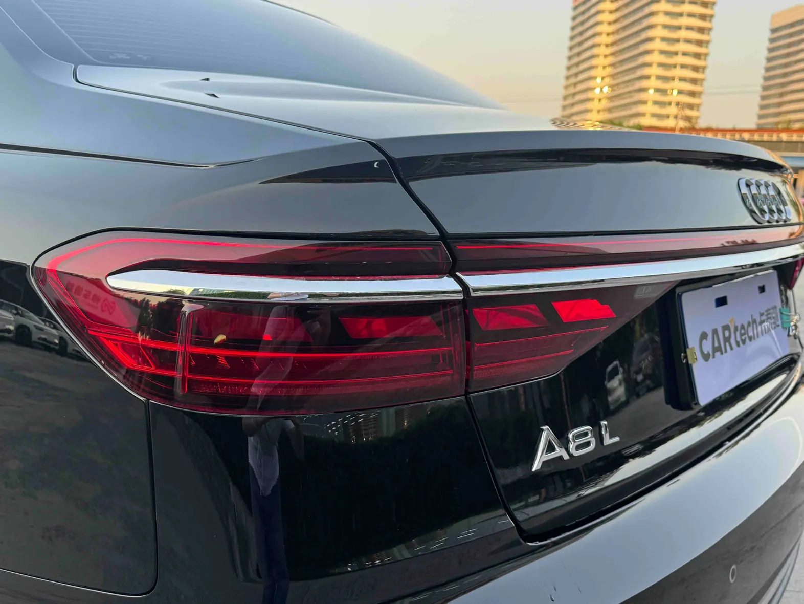Audi A8L 45 TFSI, 2025 8