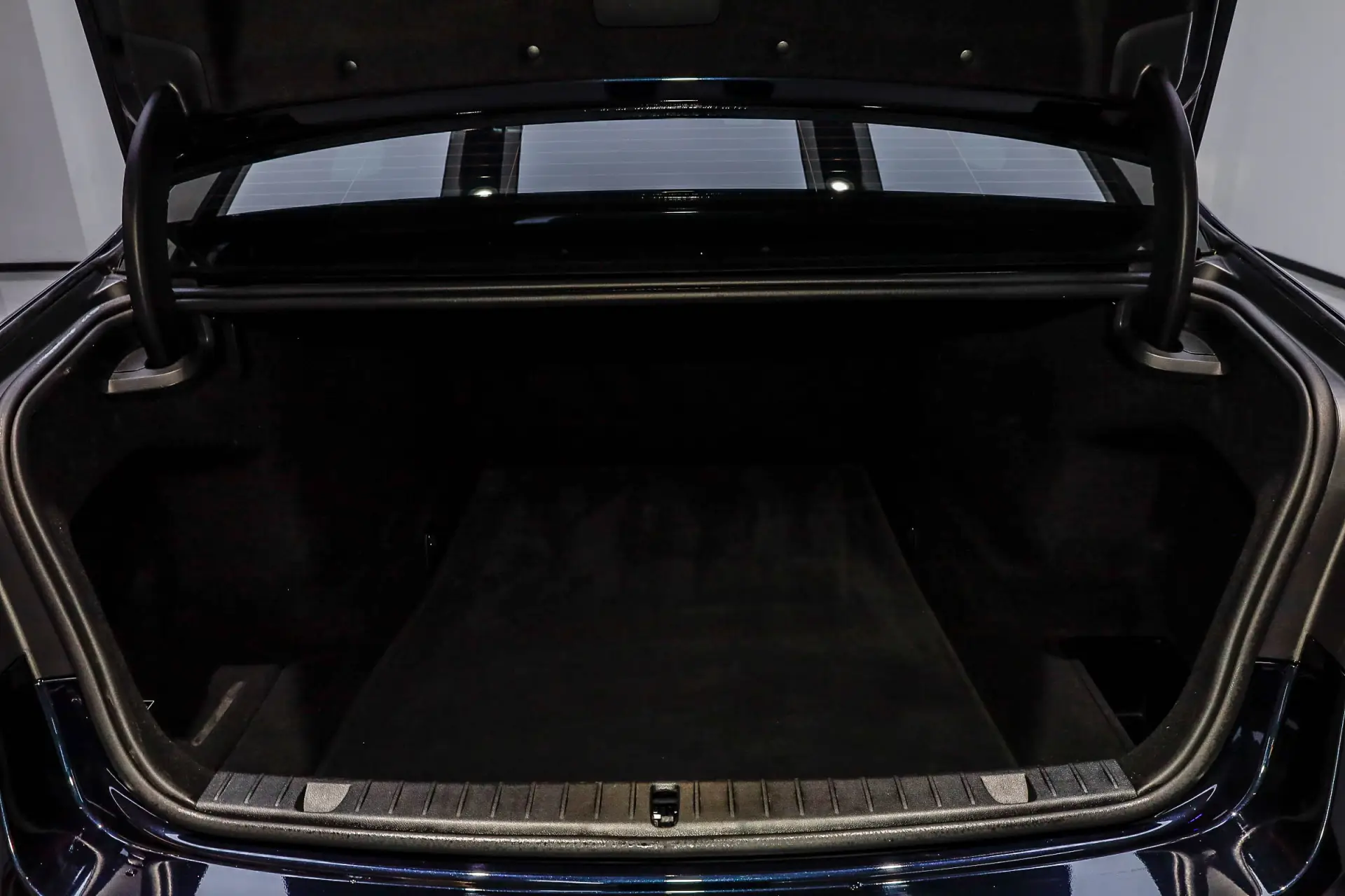 BMW 730Li, 2022 10