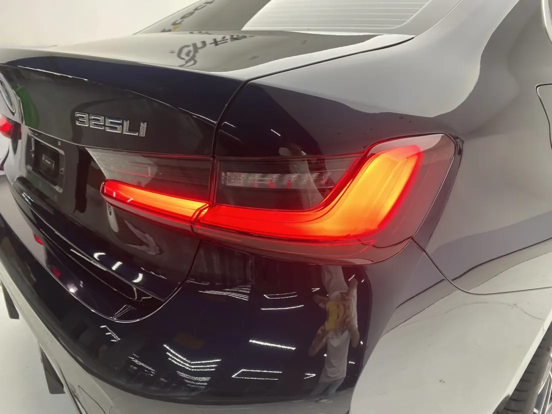 BMW 325Li, 2025 10