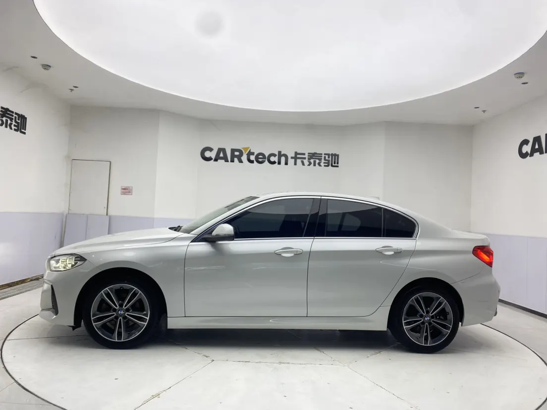 BMW 120i, 2021 8