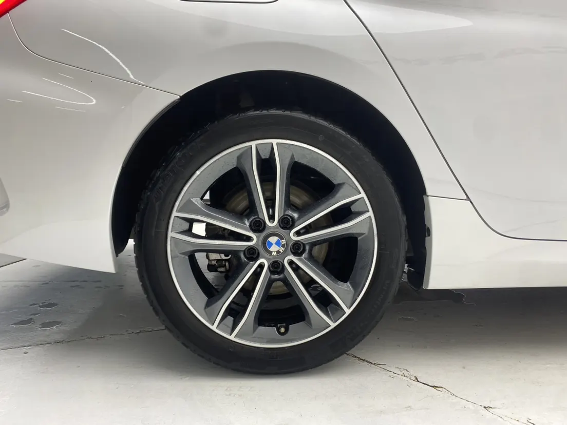 BMW 120i, 2021 11