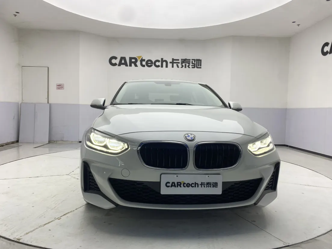 BMW 120i, 2021 3