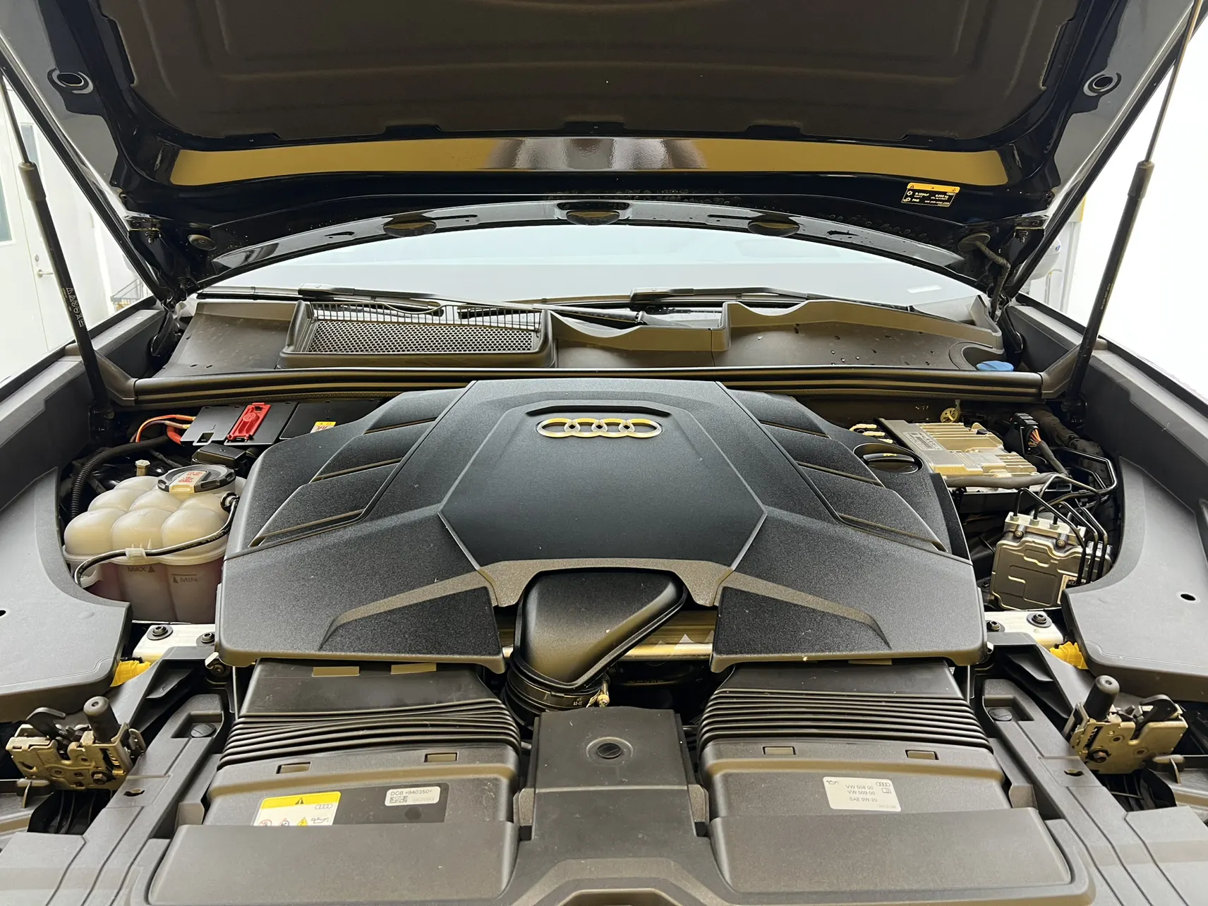 Audi Q8 55 TFSI, 2024 11