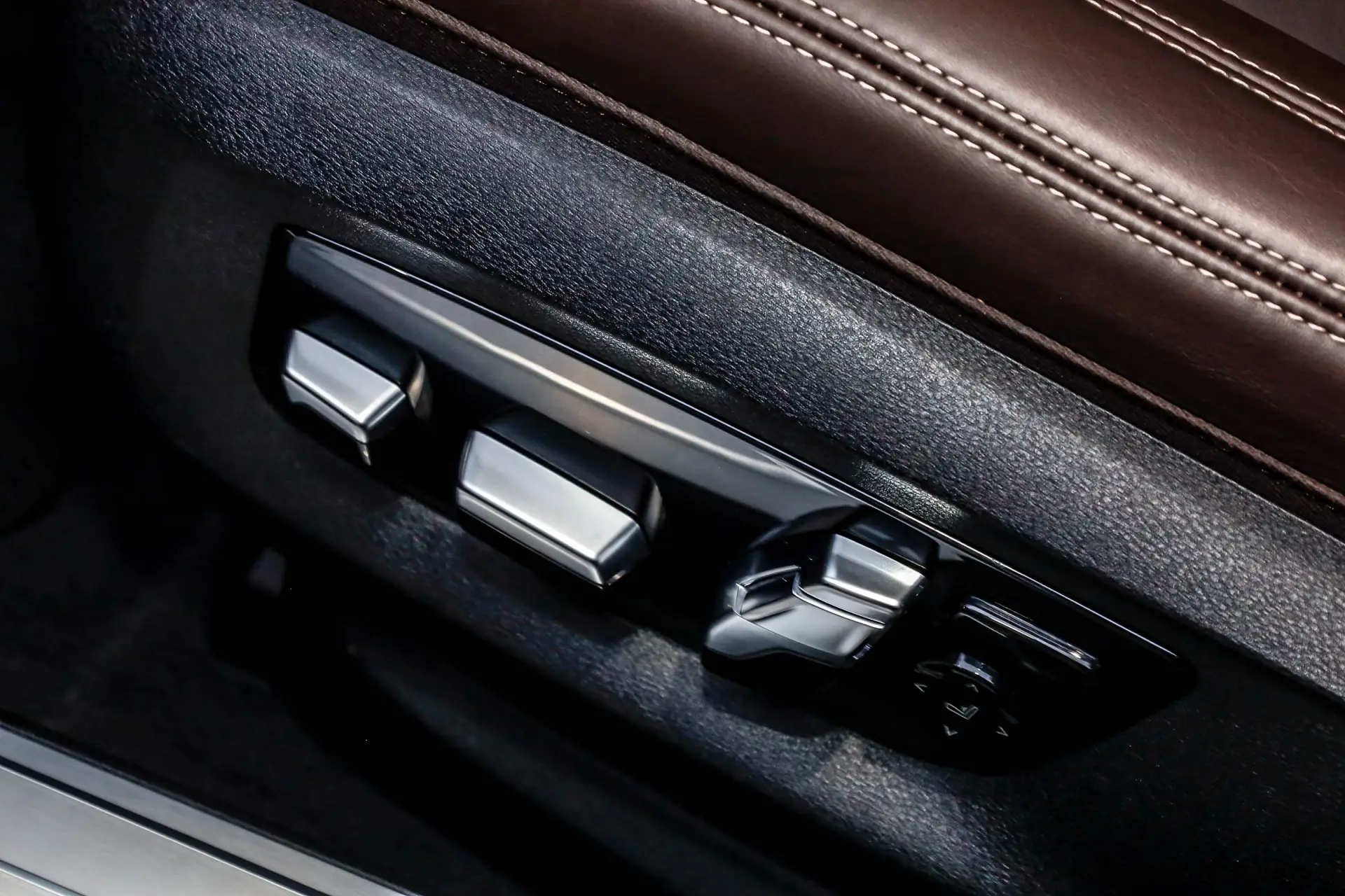 BMW 730Li, 2022 23