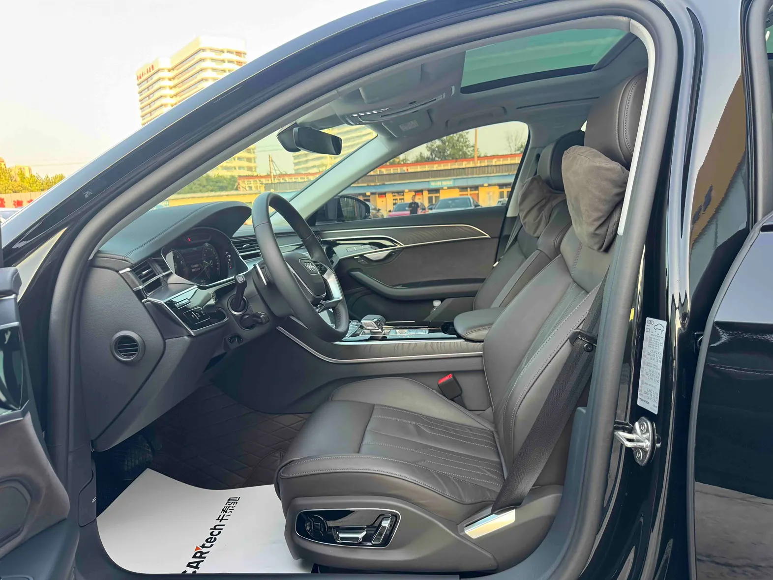 Audi A8L 45 TFSI, 2025 15