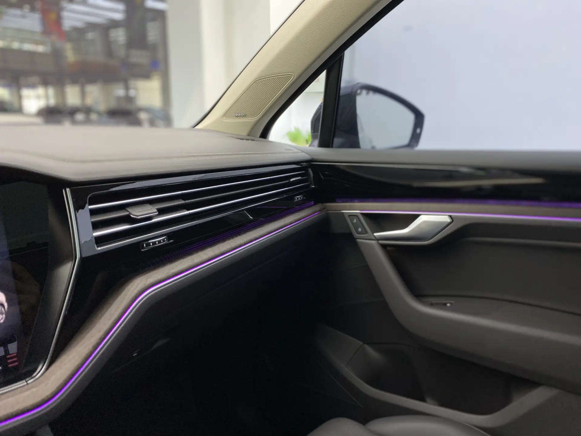 Volkswagen Touareg, 2022 25