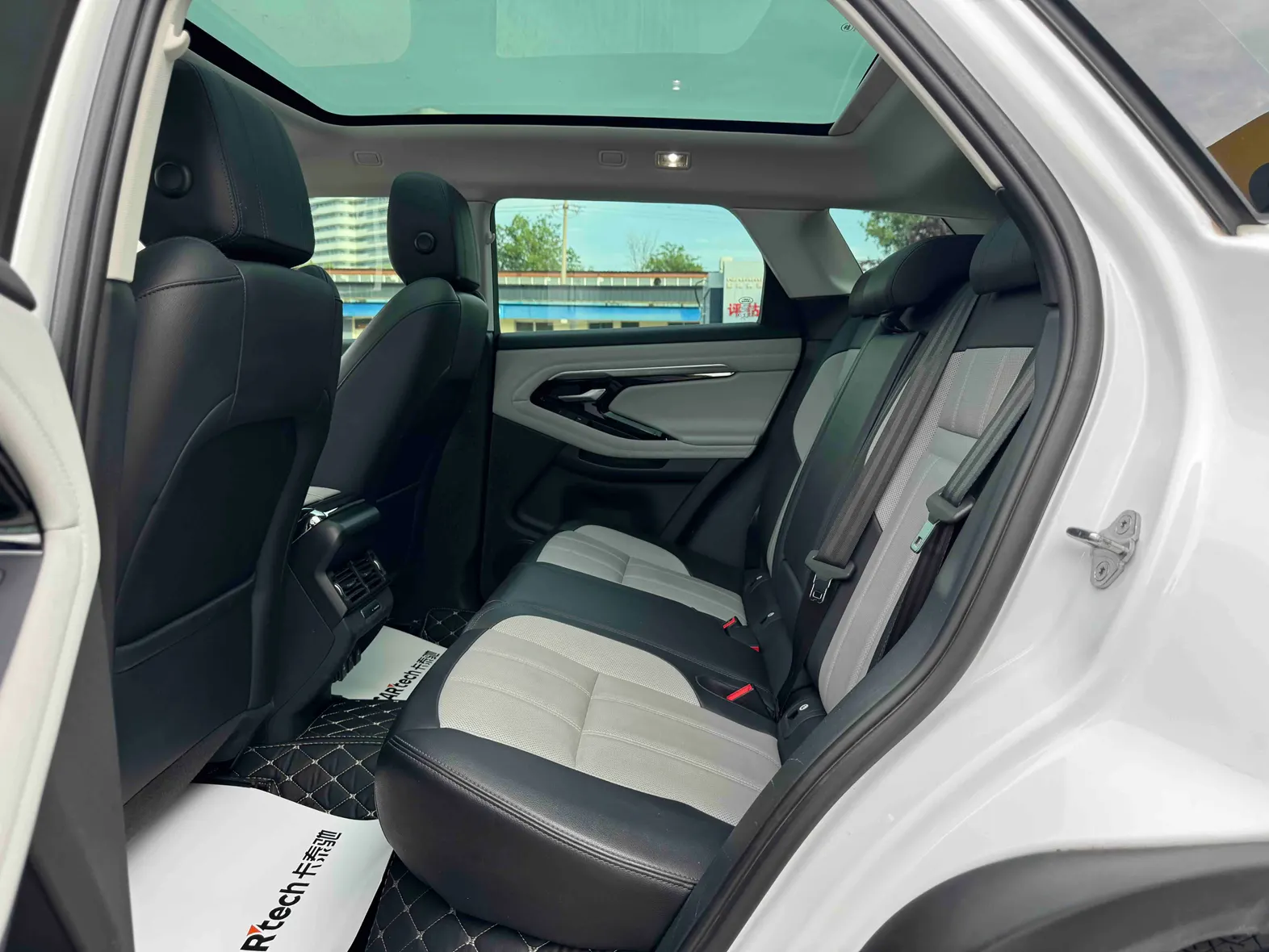 Land Rover Range Rover, 2020 25
