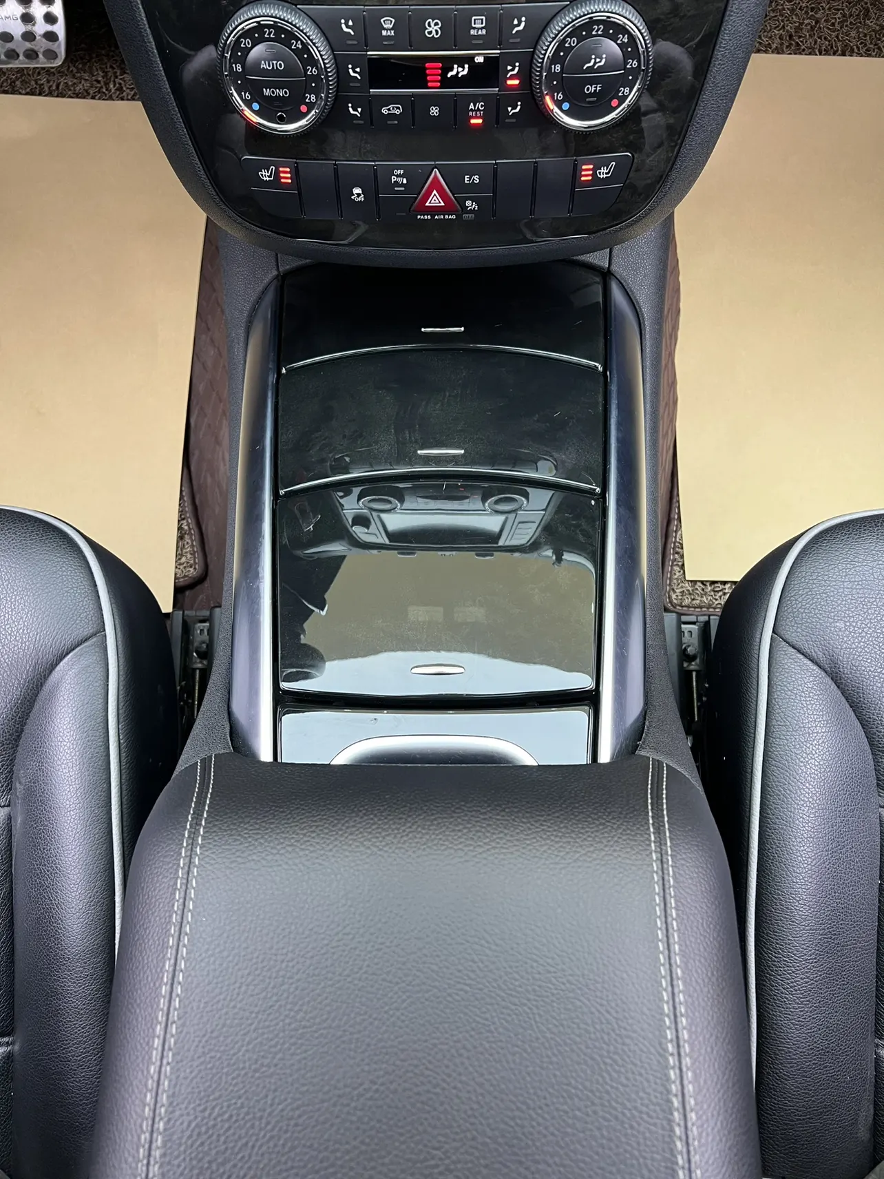 Mercedes-Benz R, 2017 30