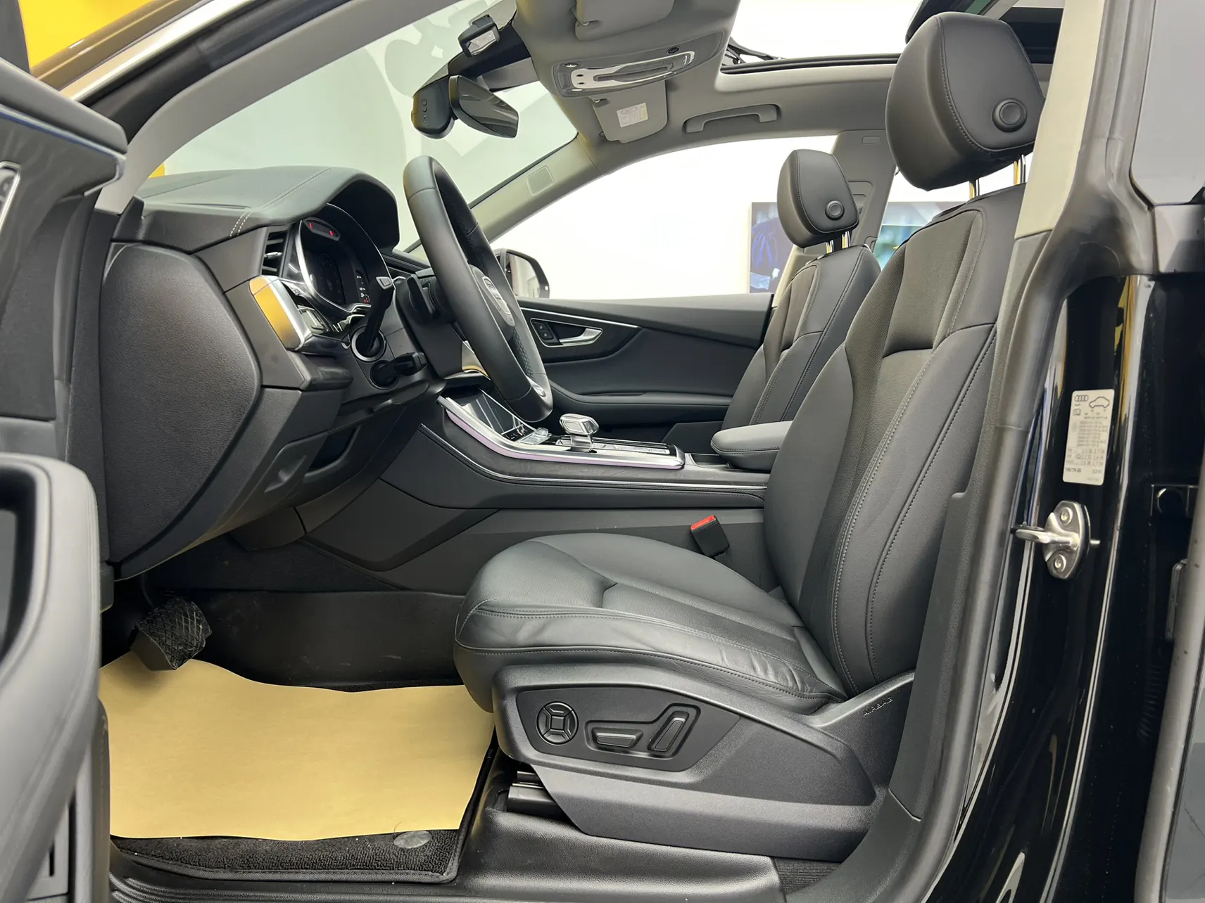 Audi Q8 55 TFSI, 2024 21