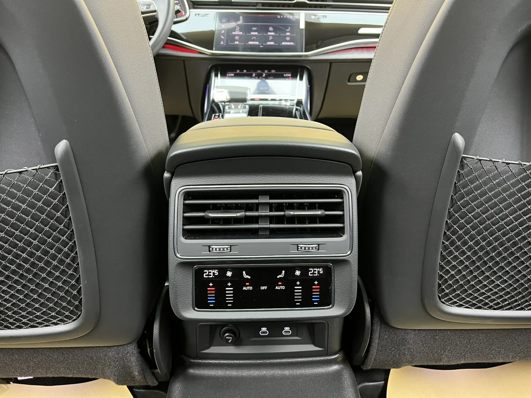 Audi Q8 55 TFSI, 2024 41