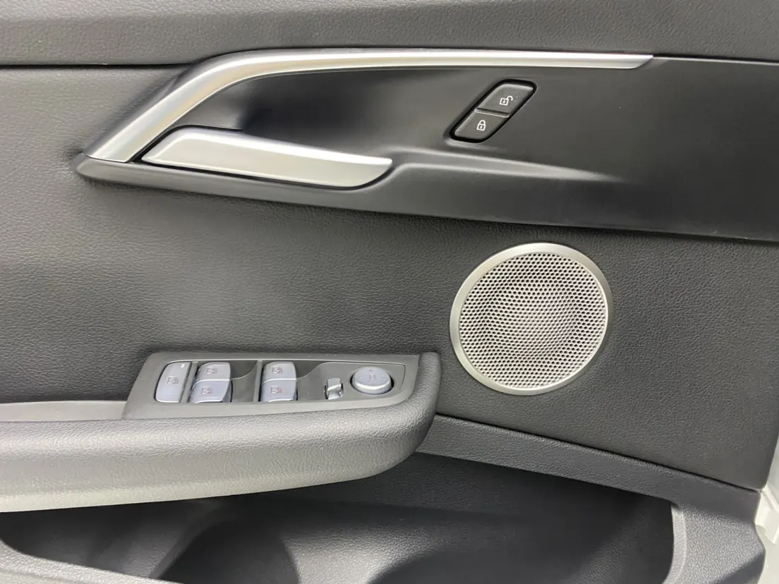 BMW 120i, 2021 25