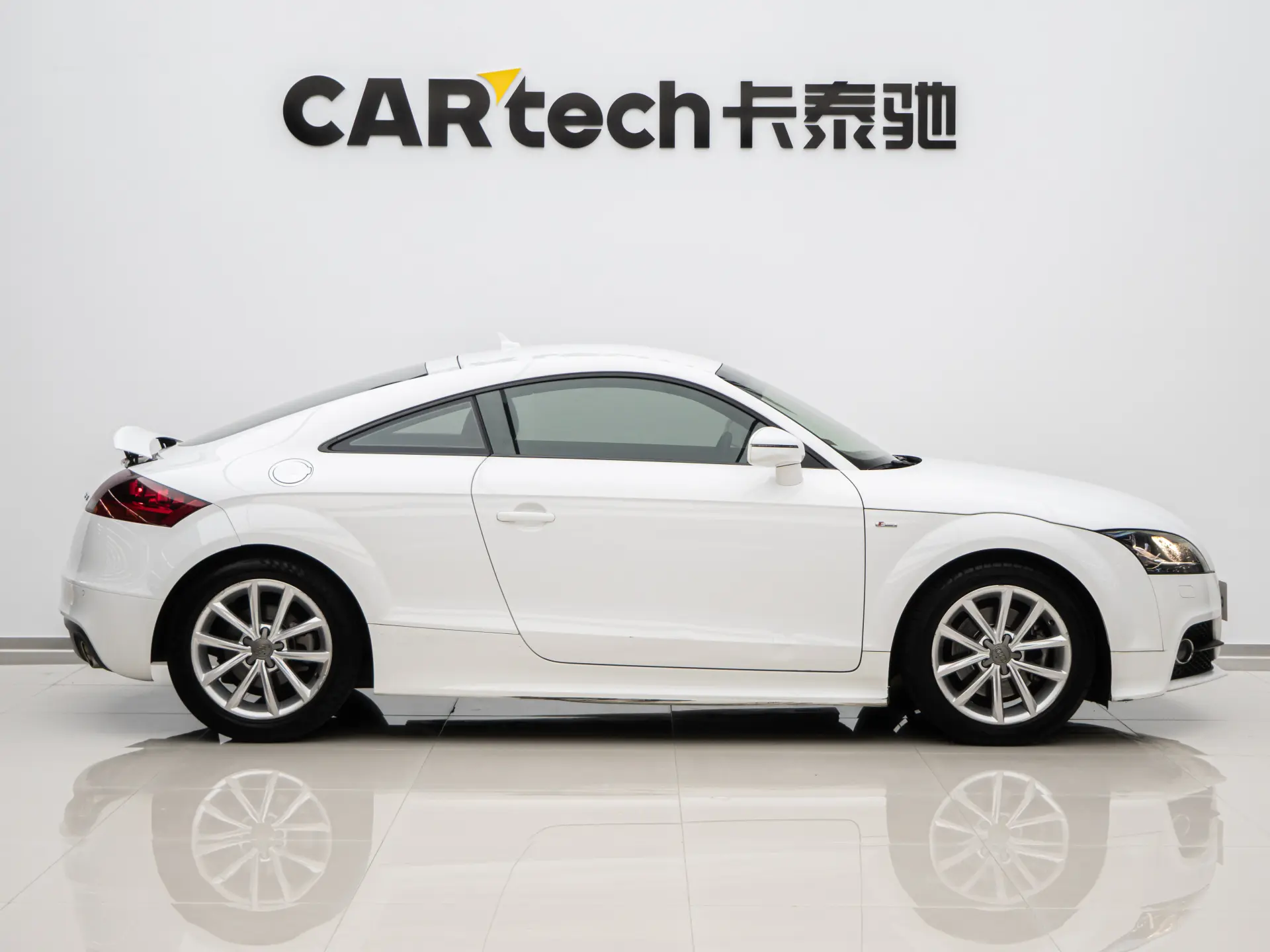 Audi TT, 2013 3