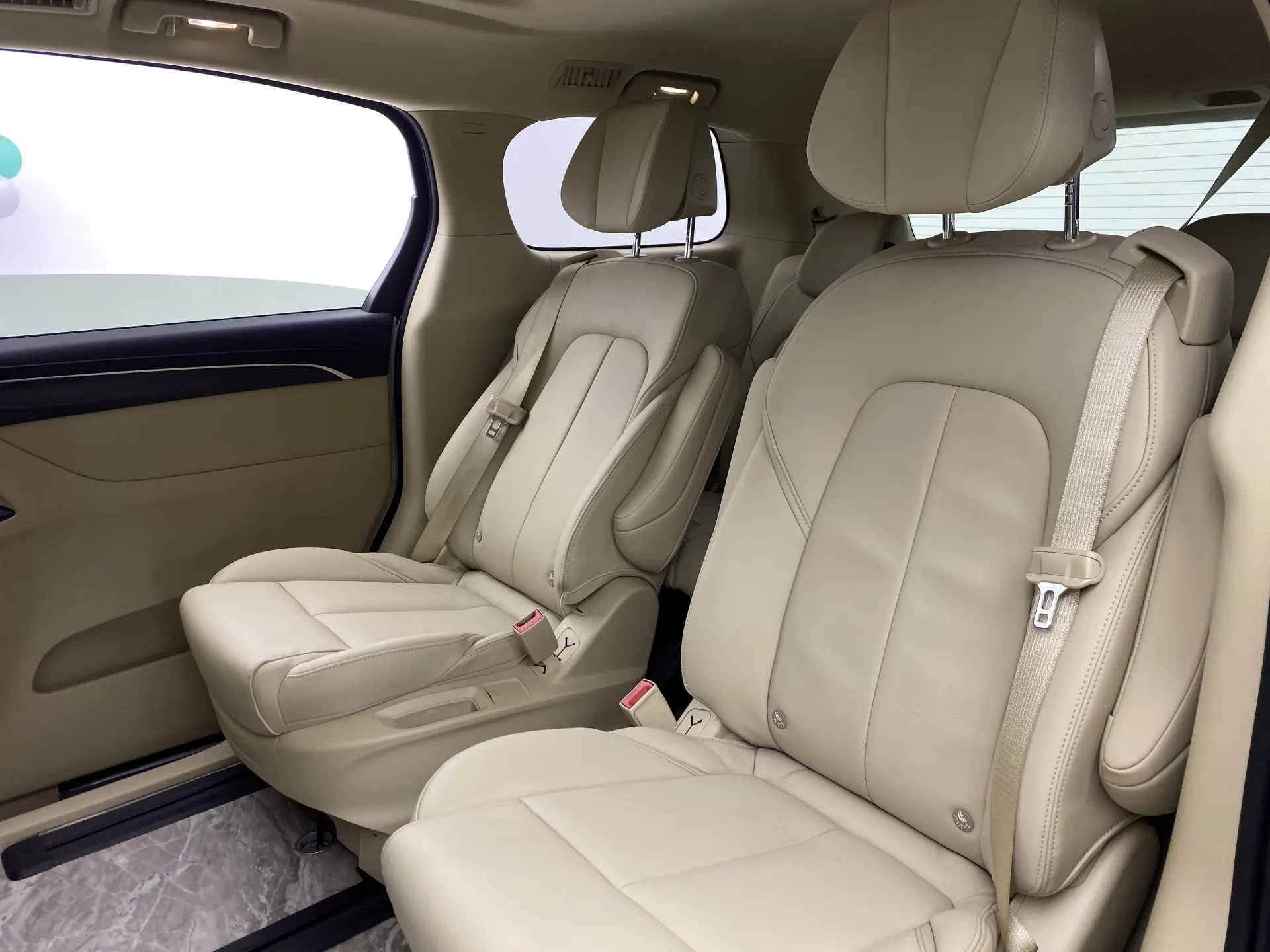 Buick GL8, 2023 7