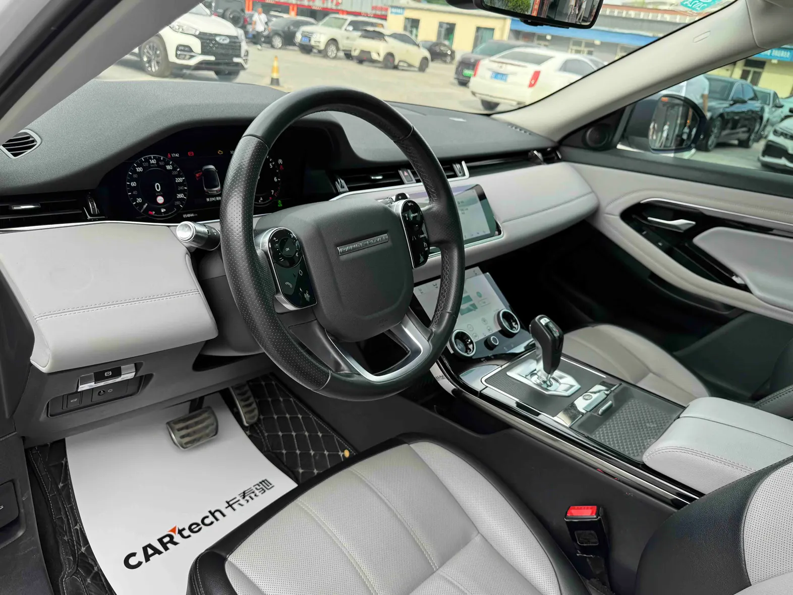Land Rover Range Rover, 2020 19