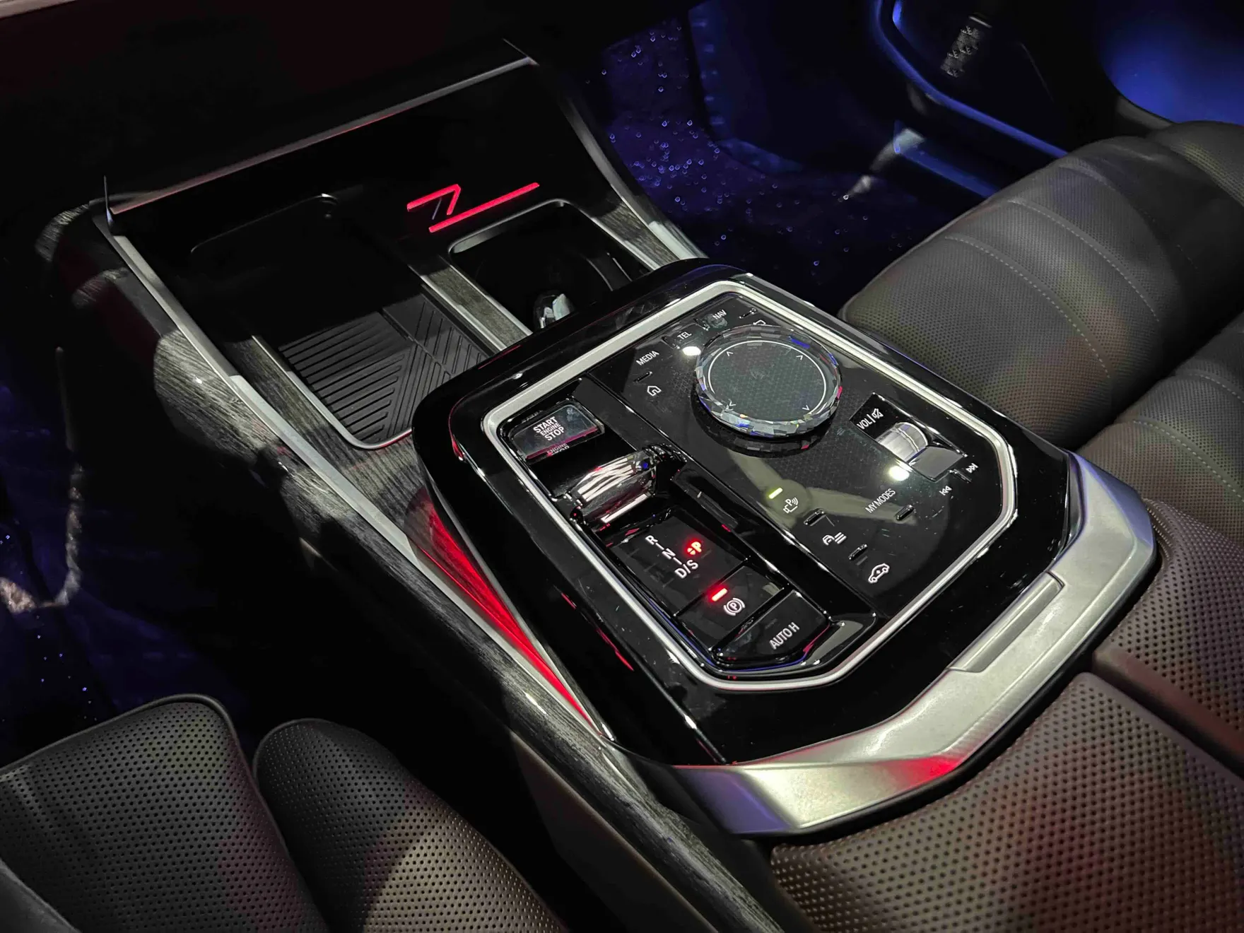 BMW 740Li, 2024 22