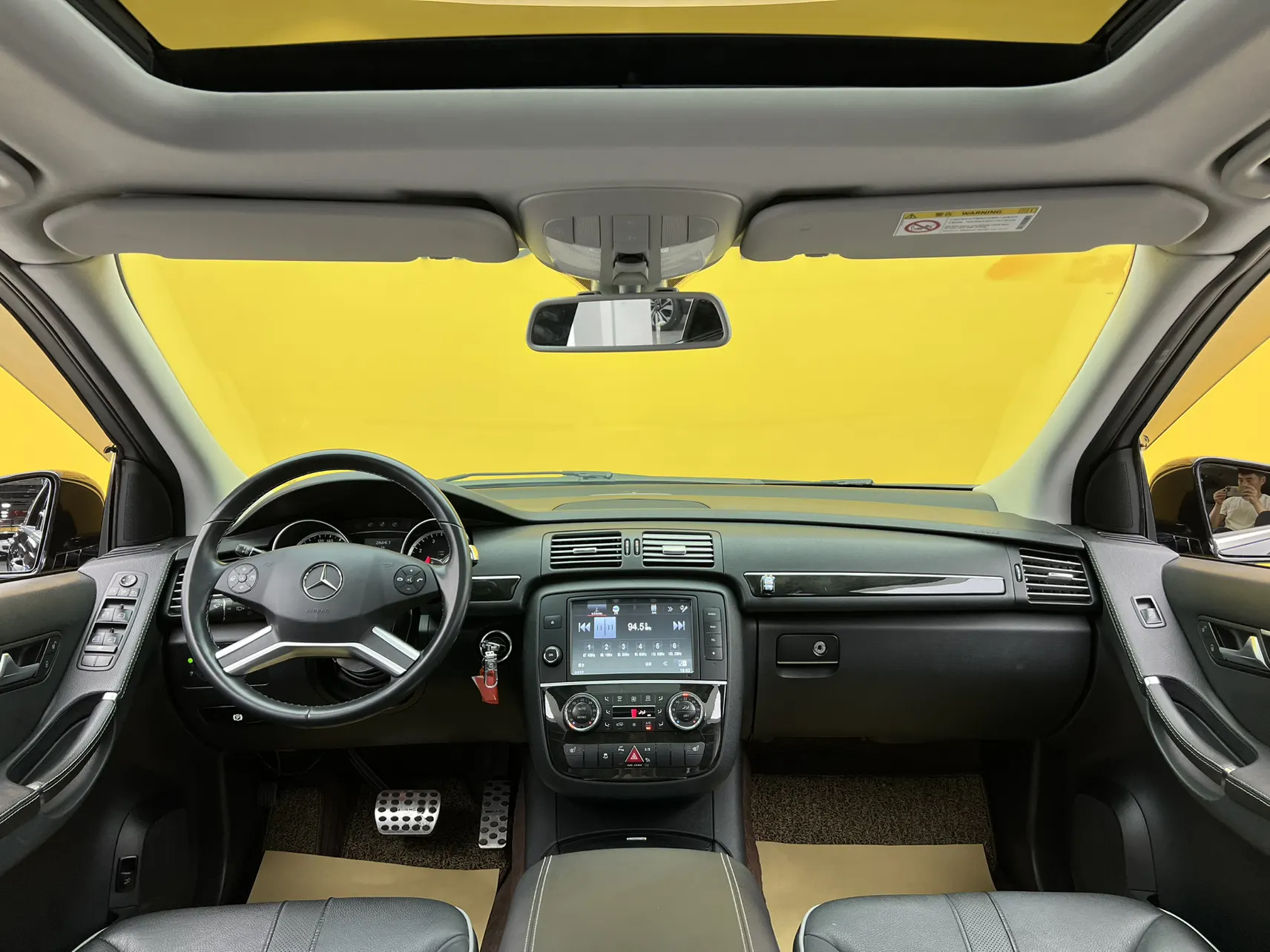 Mercedes-Benz R, 2017 39