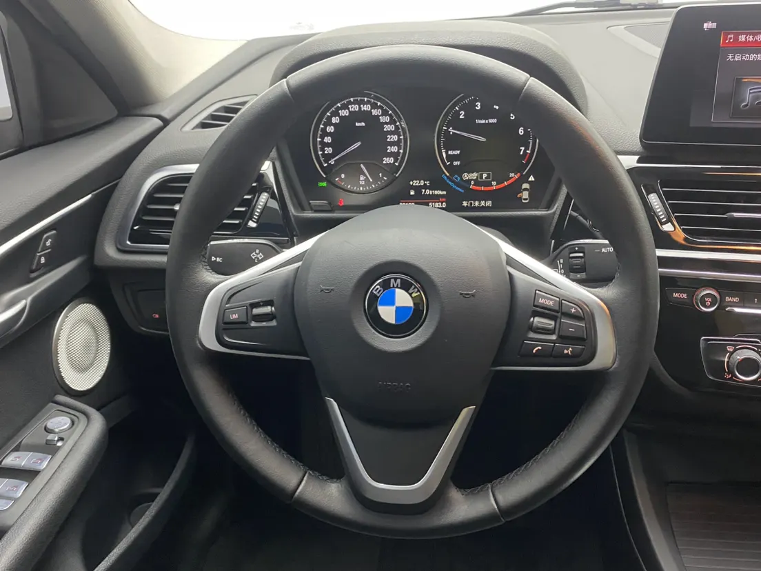 BMW 120i, 2021 16