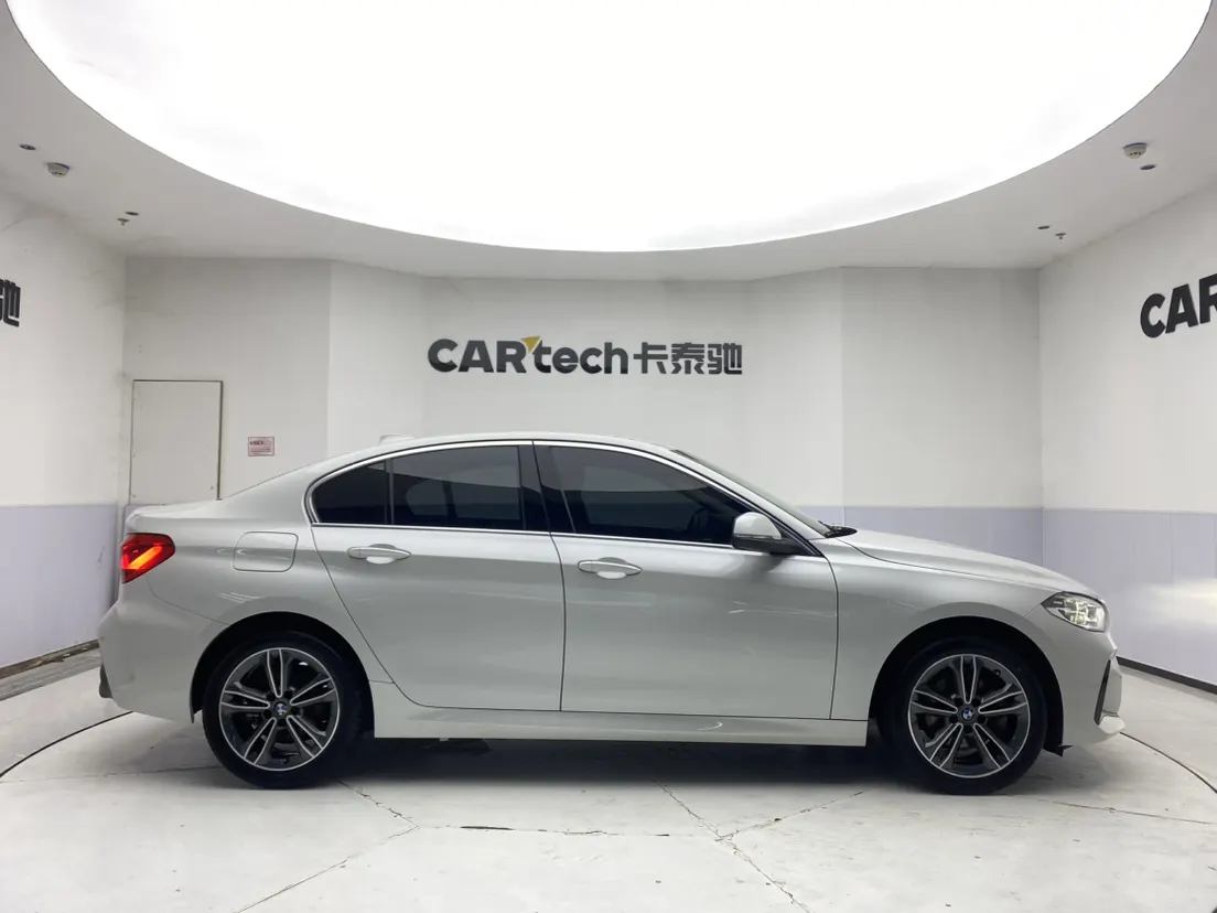 BMW 120i, 2021 4