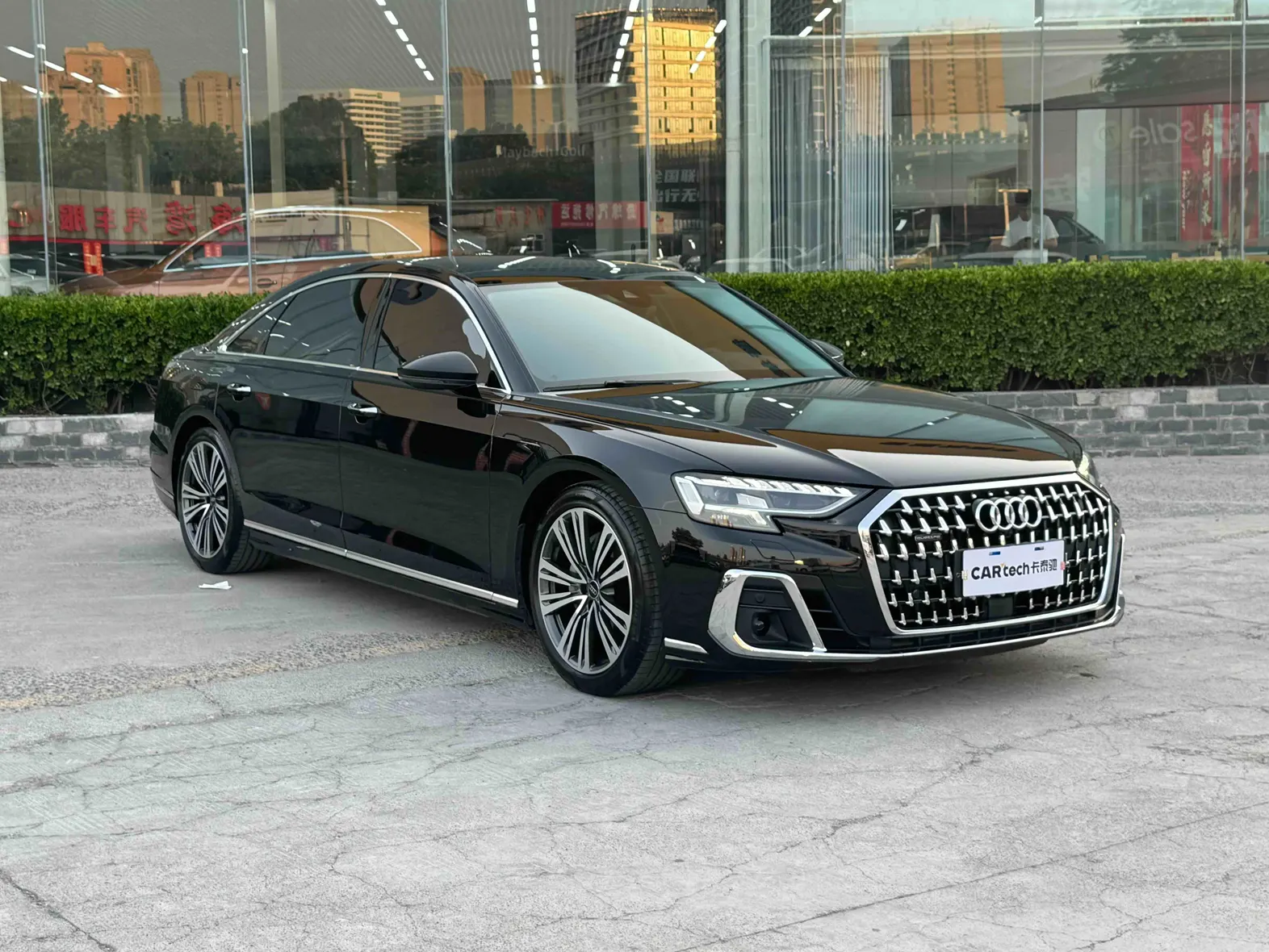 Audi A8L 45 TFSI, 2025 2