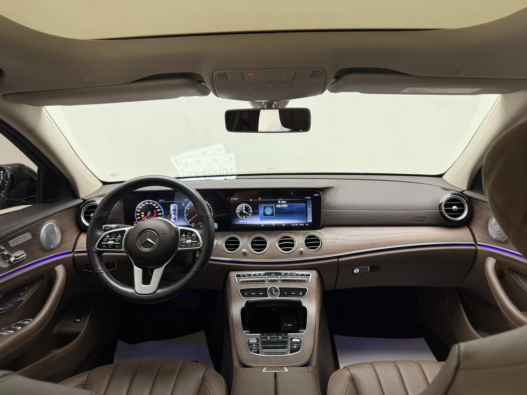 Mercedes-Benz E 300 L, 2020 11