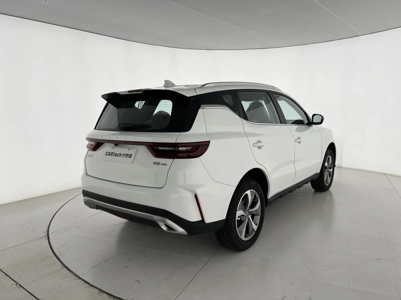 Geely Haoyue PRO, 2024 6