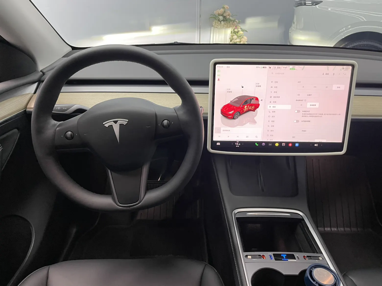 Tesla Model Y, 2023 15