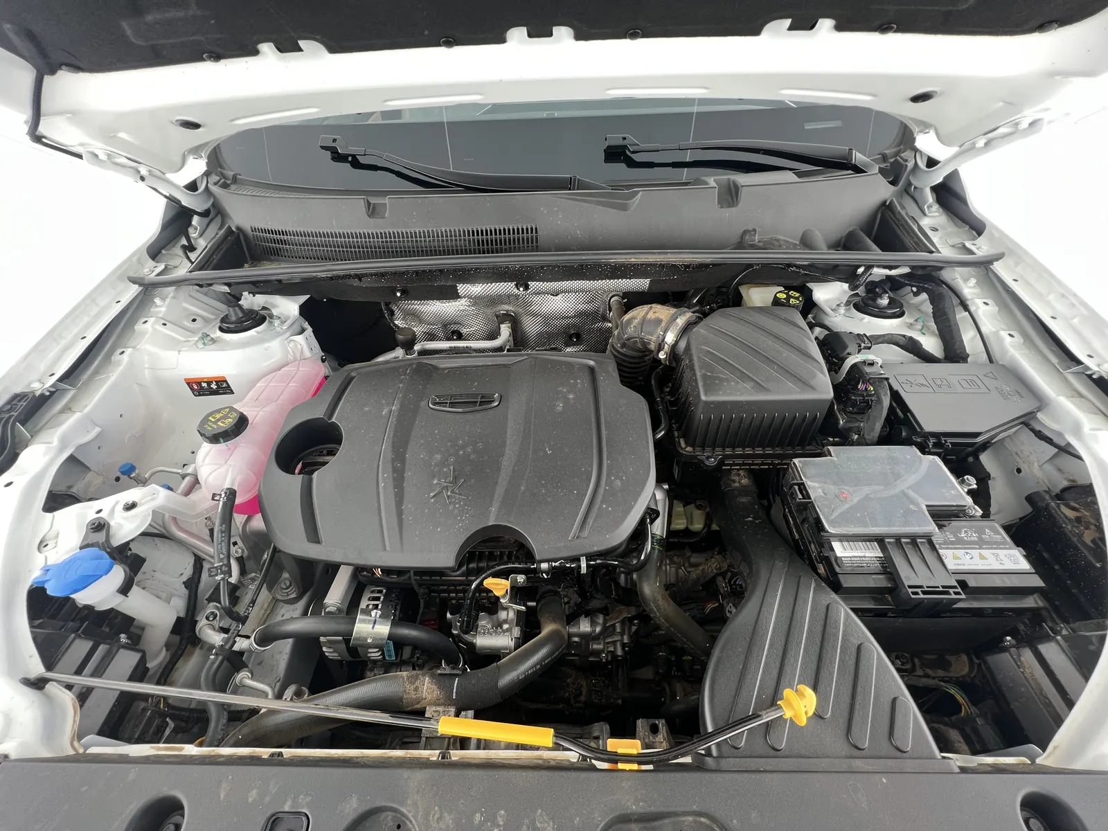 Geely Haoyue PRO, 2024 22