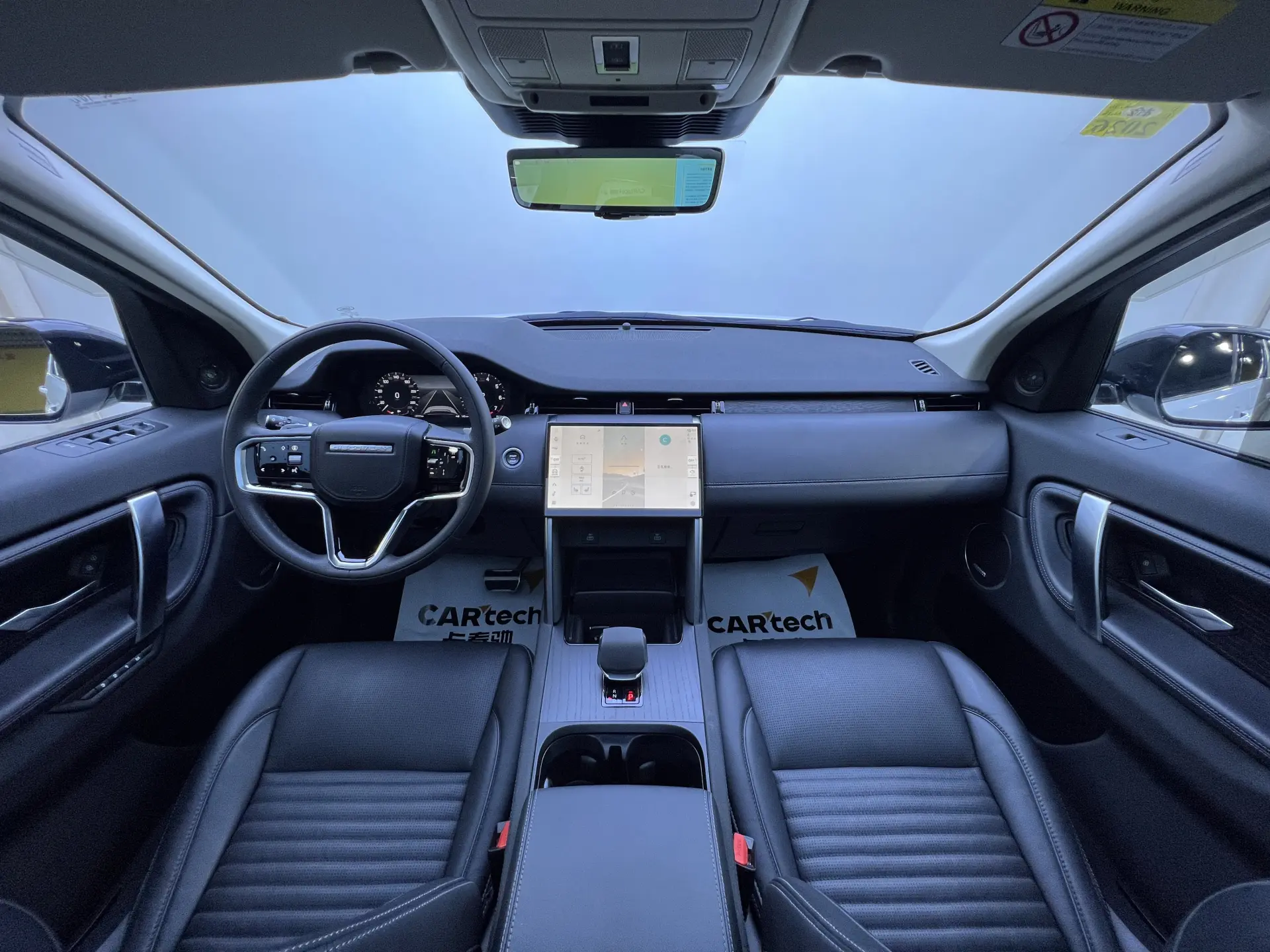Land Rover Discovery Sport, 2024 все фото