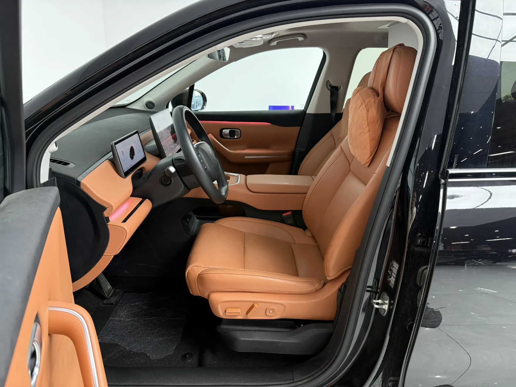 Leapmotor C16, 2025 11