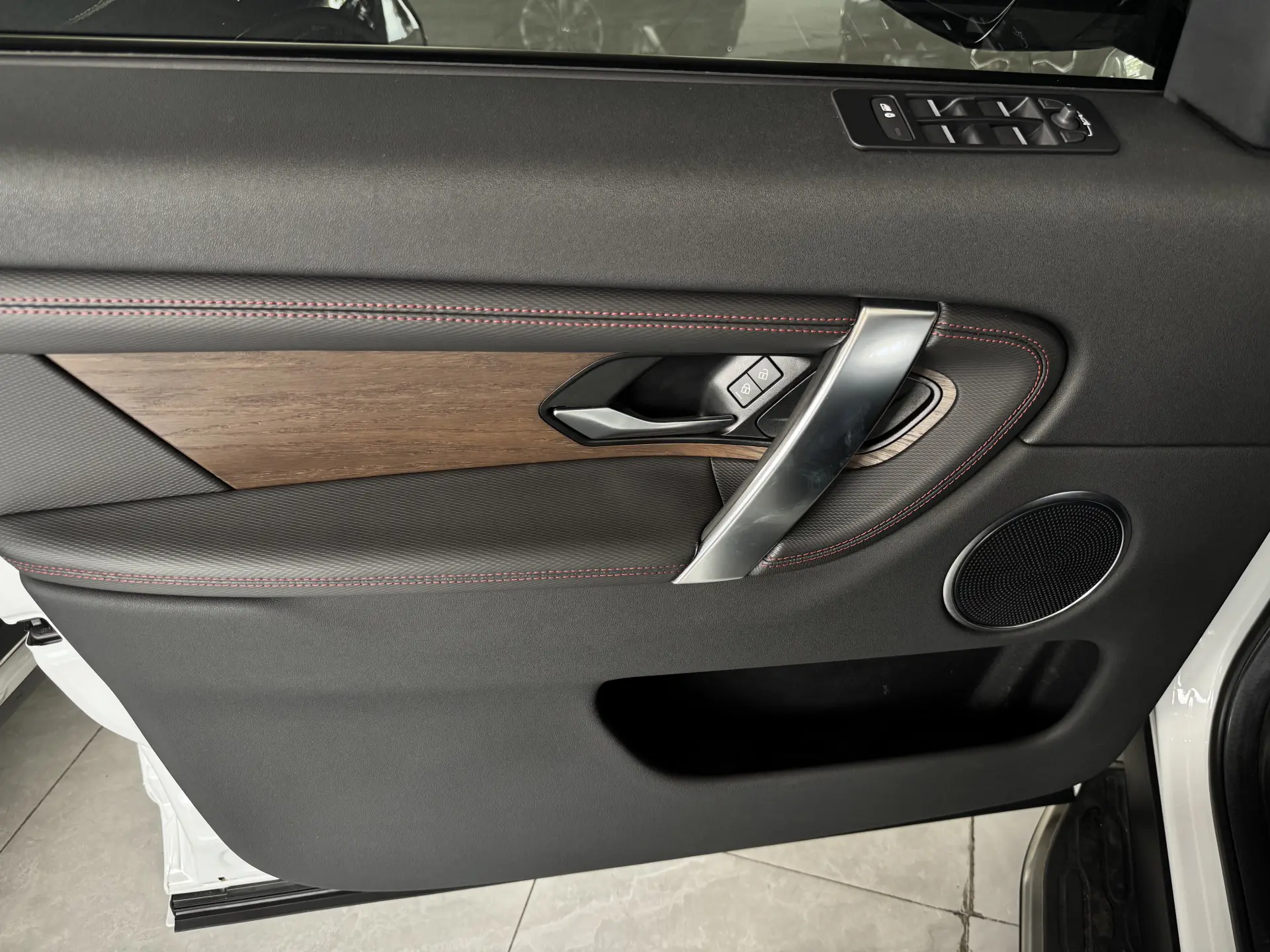Land Rover Discovery Sport, 2022 16