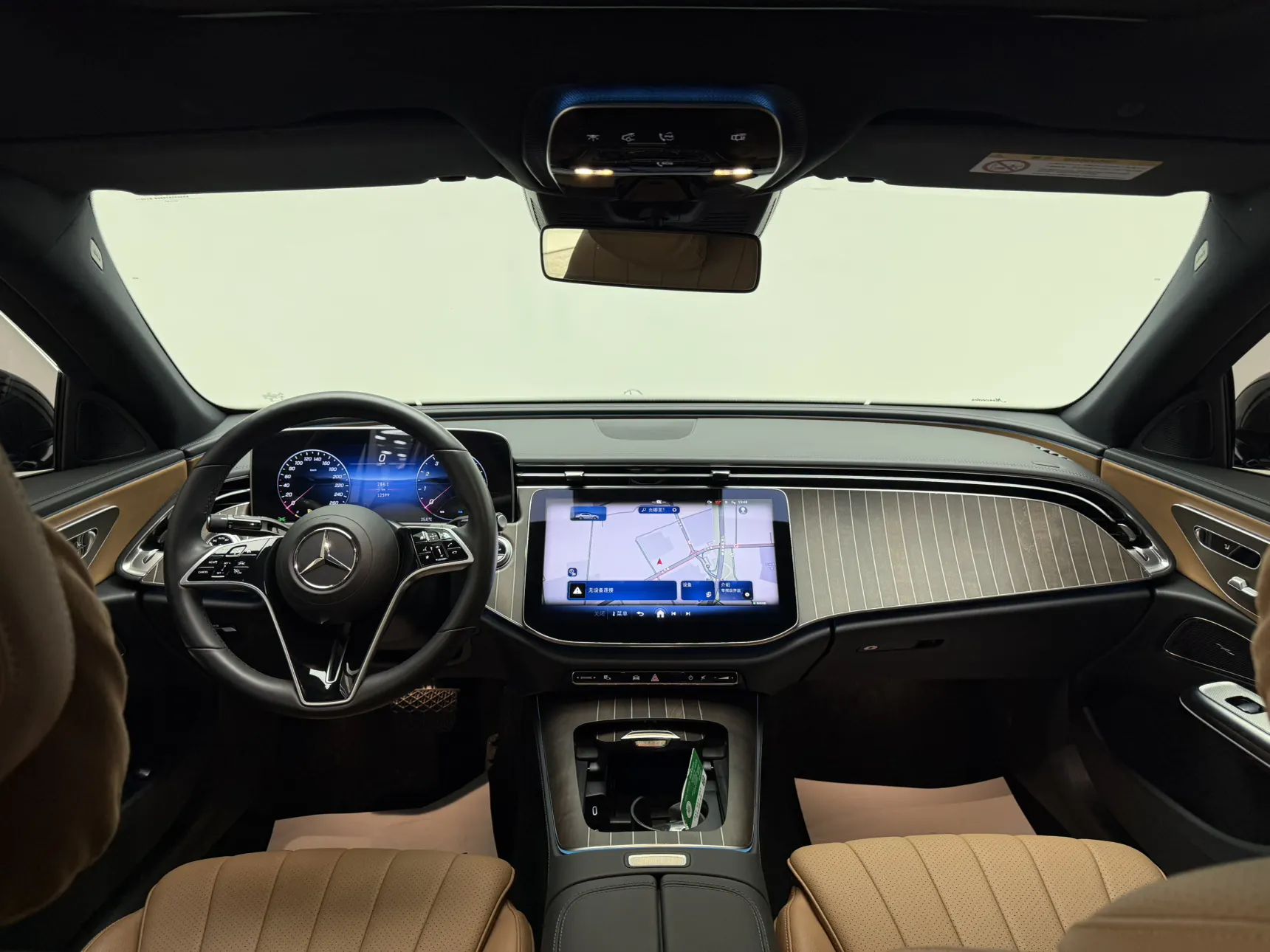 Mercedes-Benz E 300 L, 2024 11