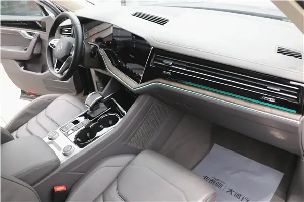 Volkswagen Touareg, 2023 21