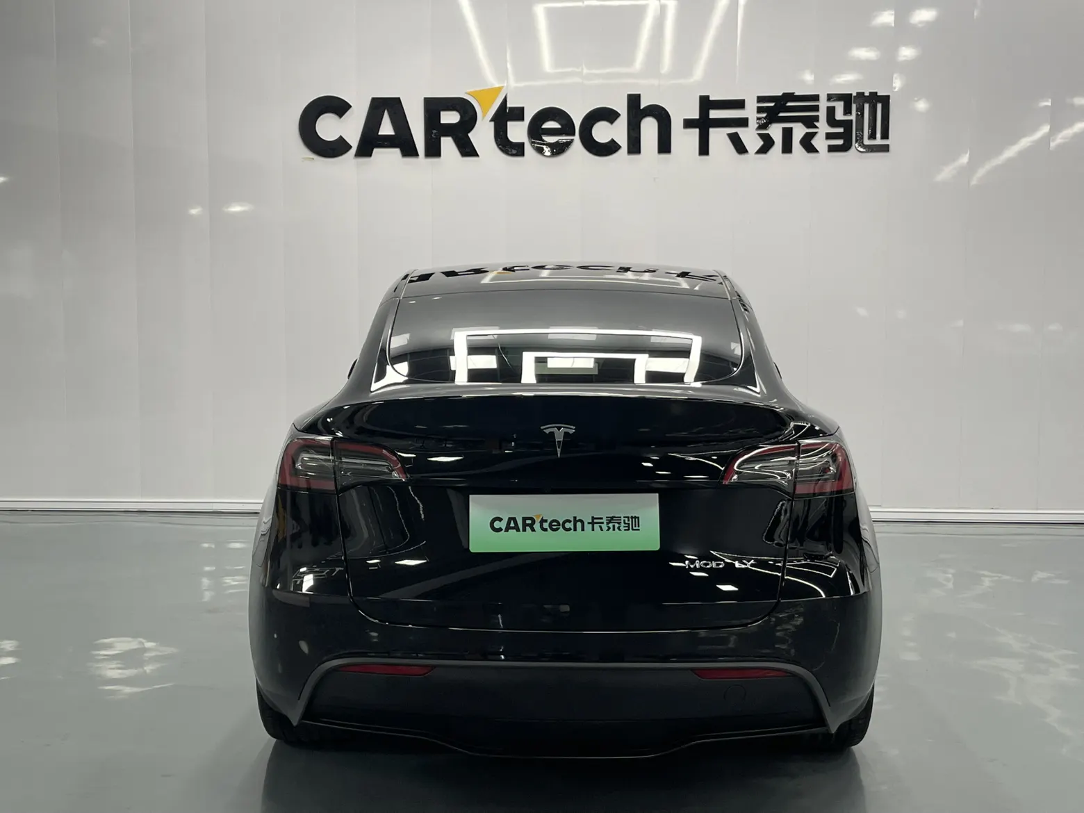 Tesla Model Y, 2023 все фото