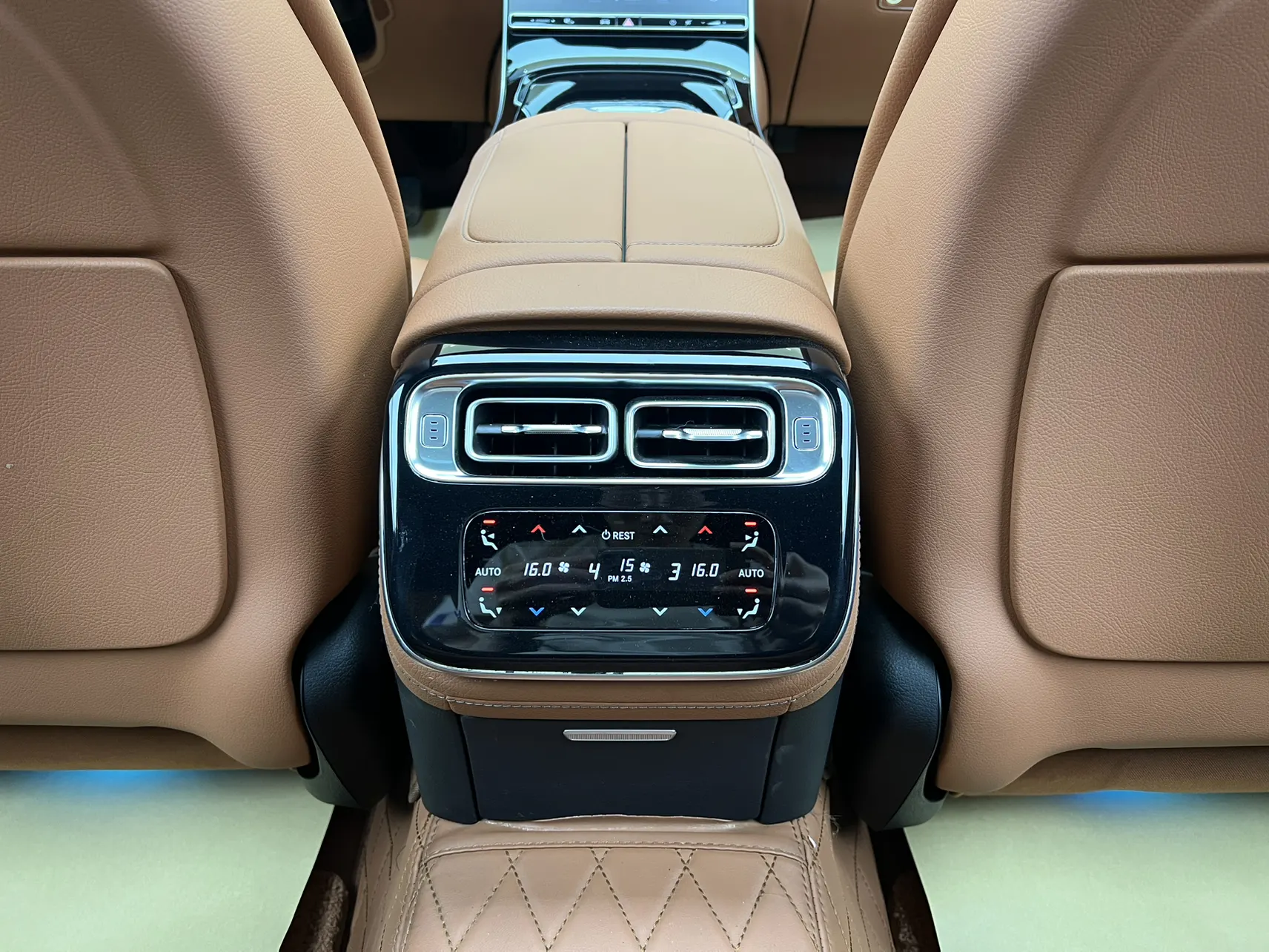 Mercedes-Benz S 400 L, 2024 40