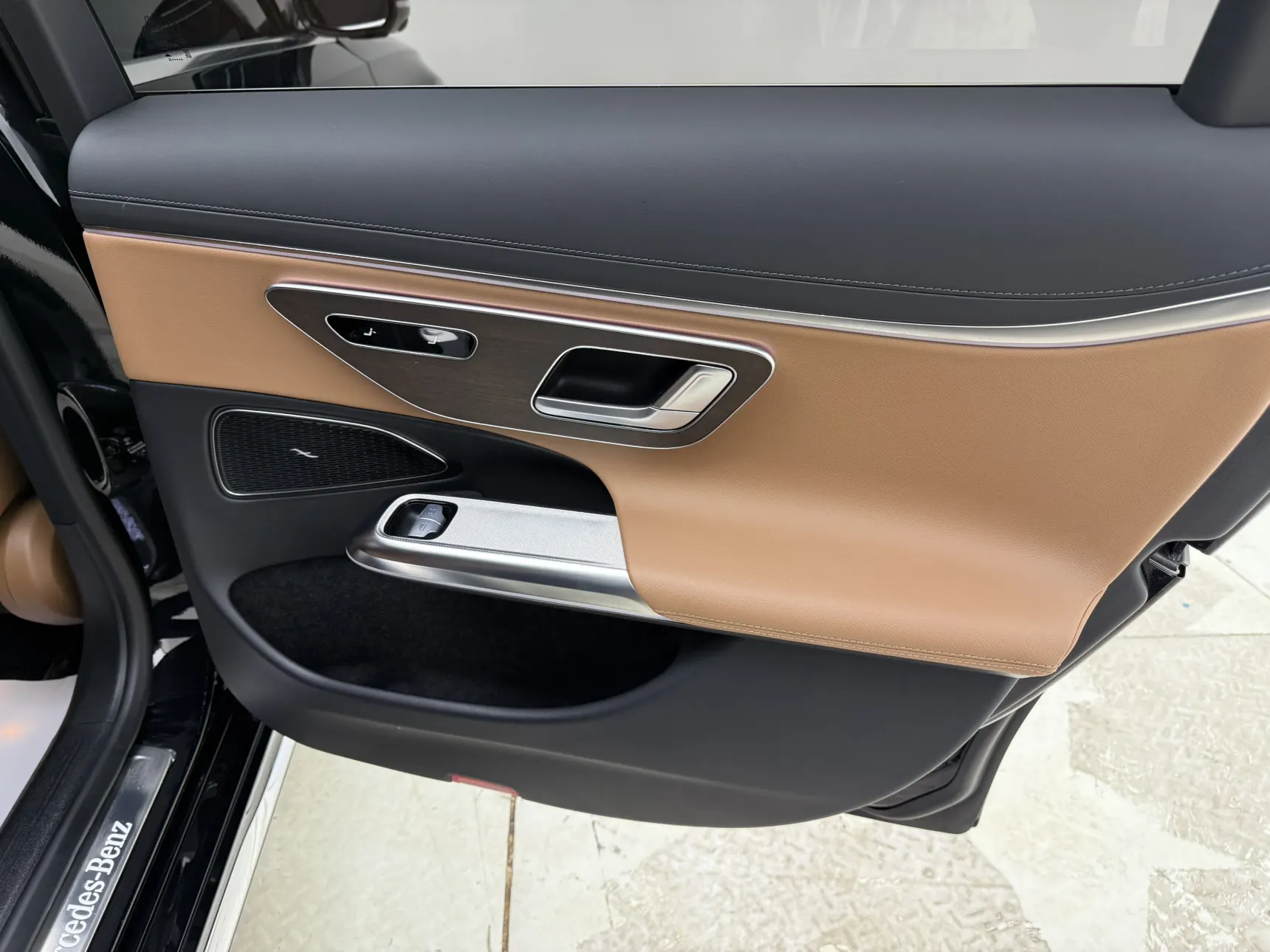 Mercedes-Benz E 300 L, 2024 18