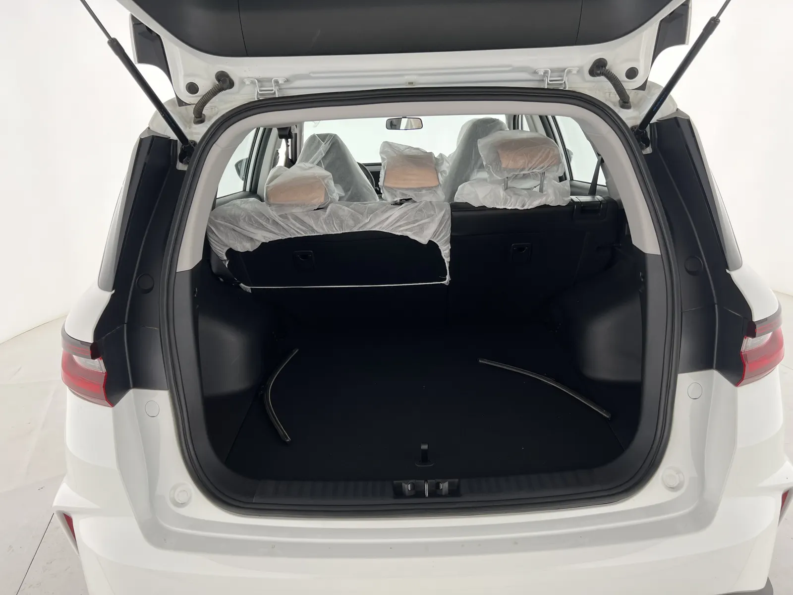 Geely Haoyue PRO, 2024 26