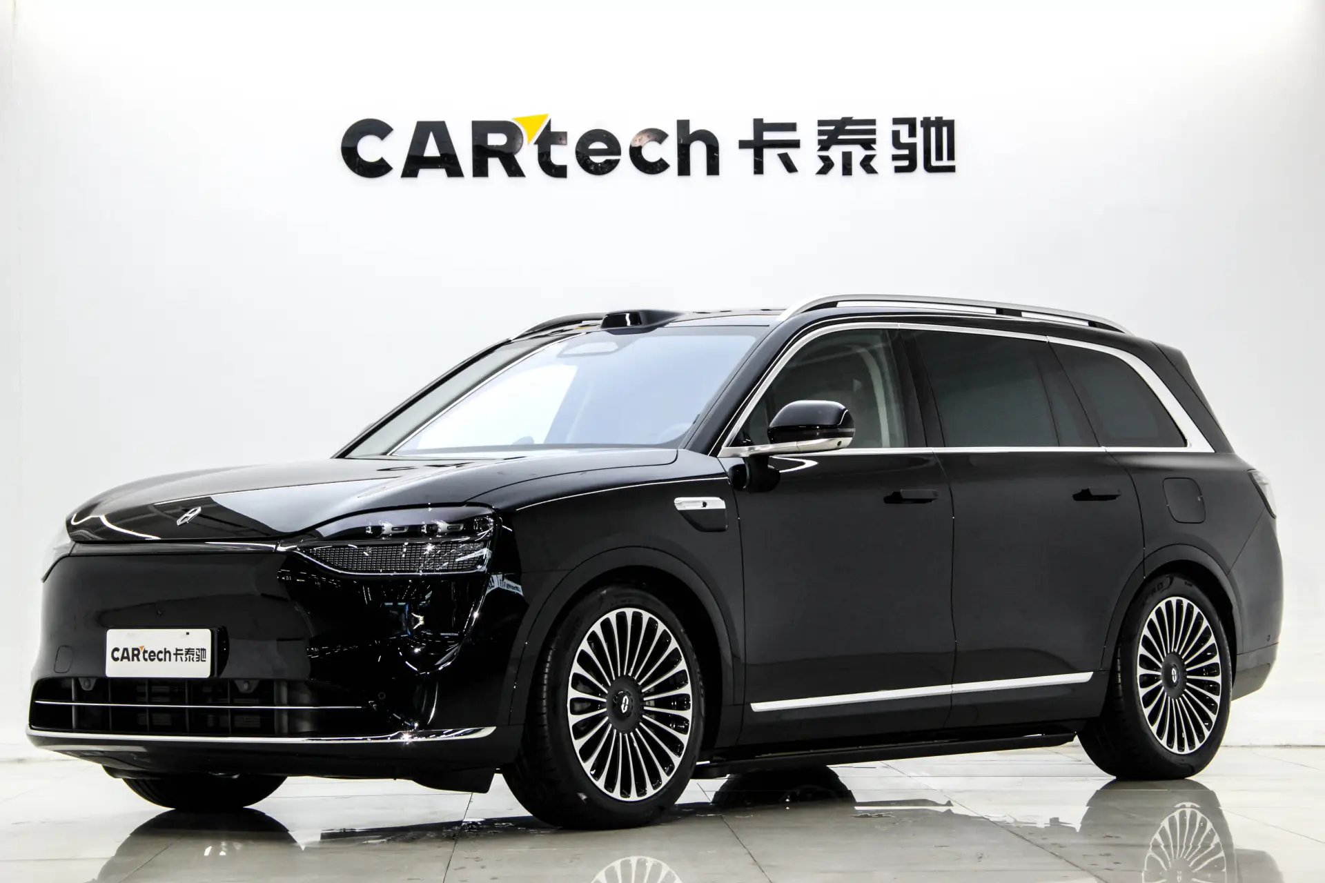 AITO M9, 2025 1
