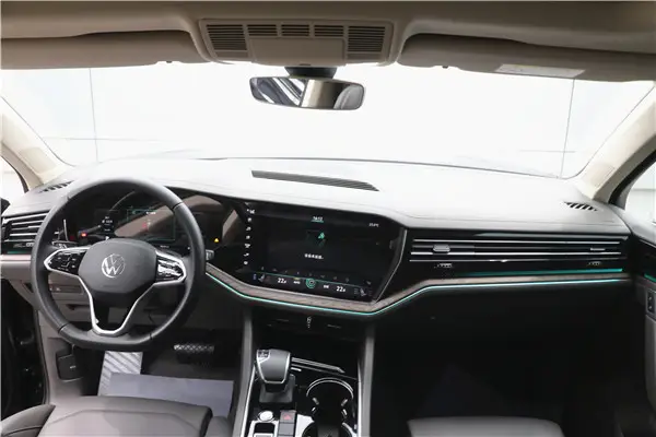 Volkswagen Touareg, 2023 4