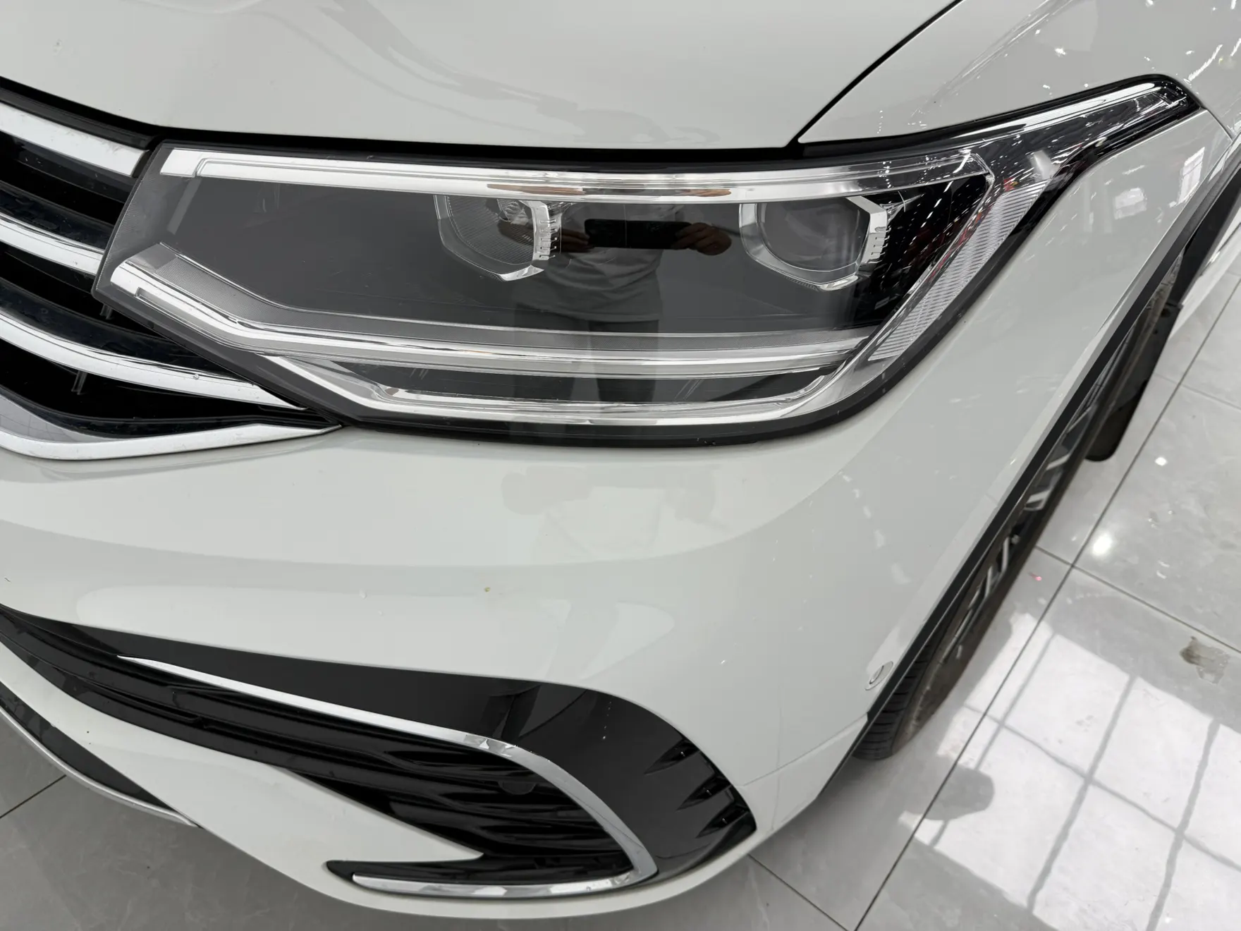 Volkswagen Tiguan L, 2023 все фото