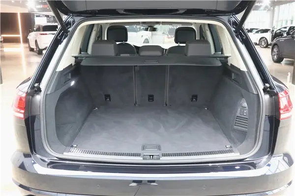 Volkswagen Touareg, 2023 29