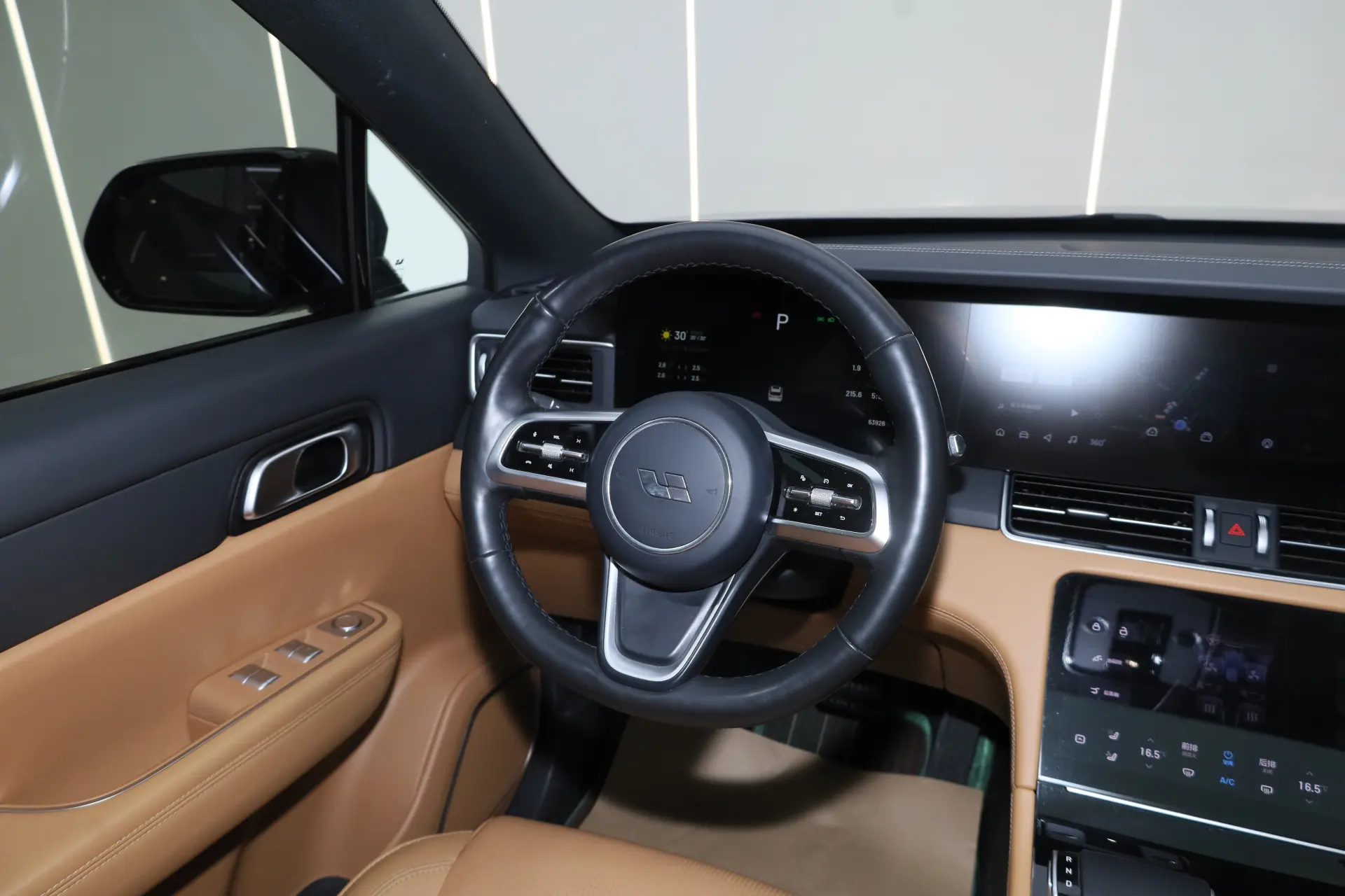 Li Auto ONE, 2023 15