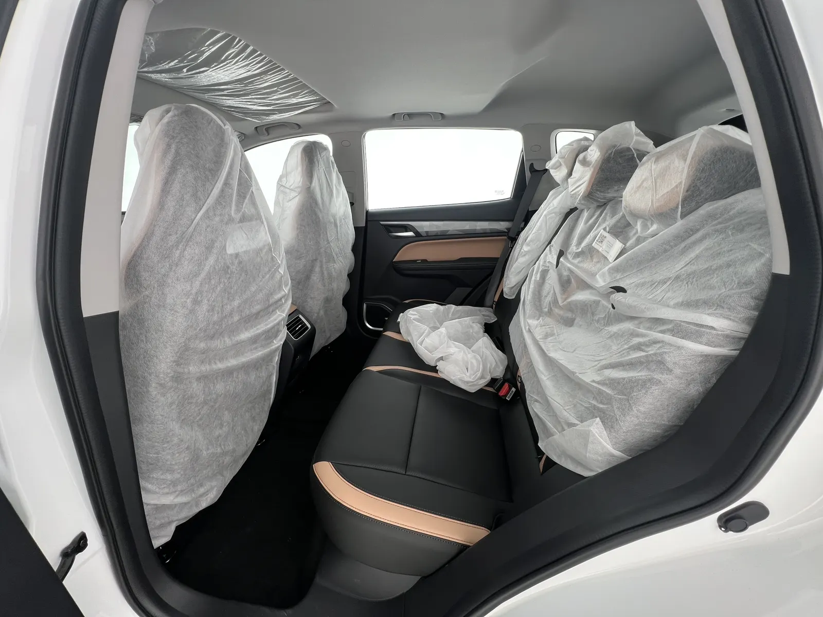 Geely Haoyue PRO, 2024 11